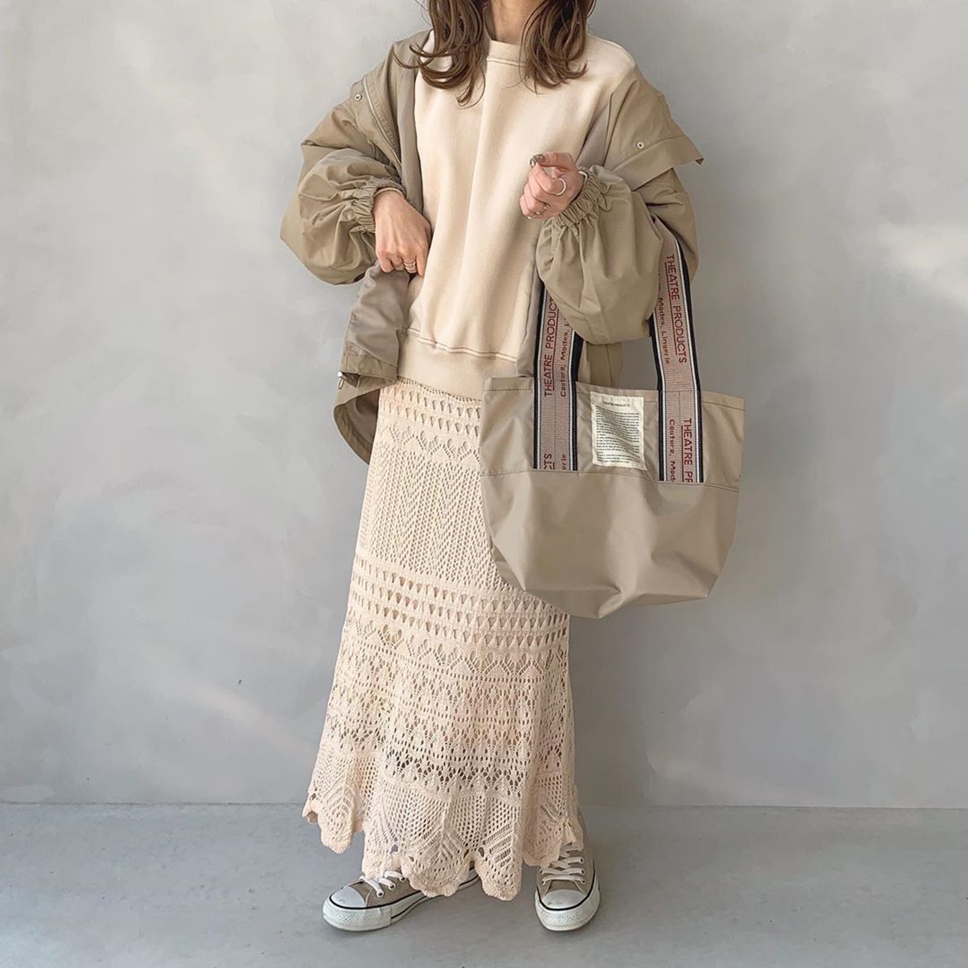 Manami喜愛穿着長裙，不過卻會盡量避免選擇A-Line剪裁。(manamiiin___＠Instagram)