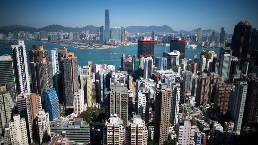 2022樓市展望|汪敦敬看好樓價升5% 蔡志忠:唔通關、樓市續捱打 2022樓市展望|汪敦敬看好樓價升5% 蔡志忠:唔通關、樓市續捱打