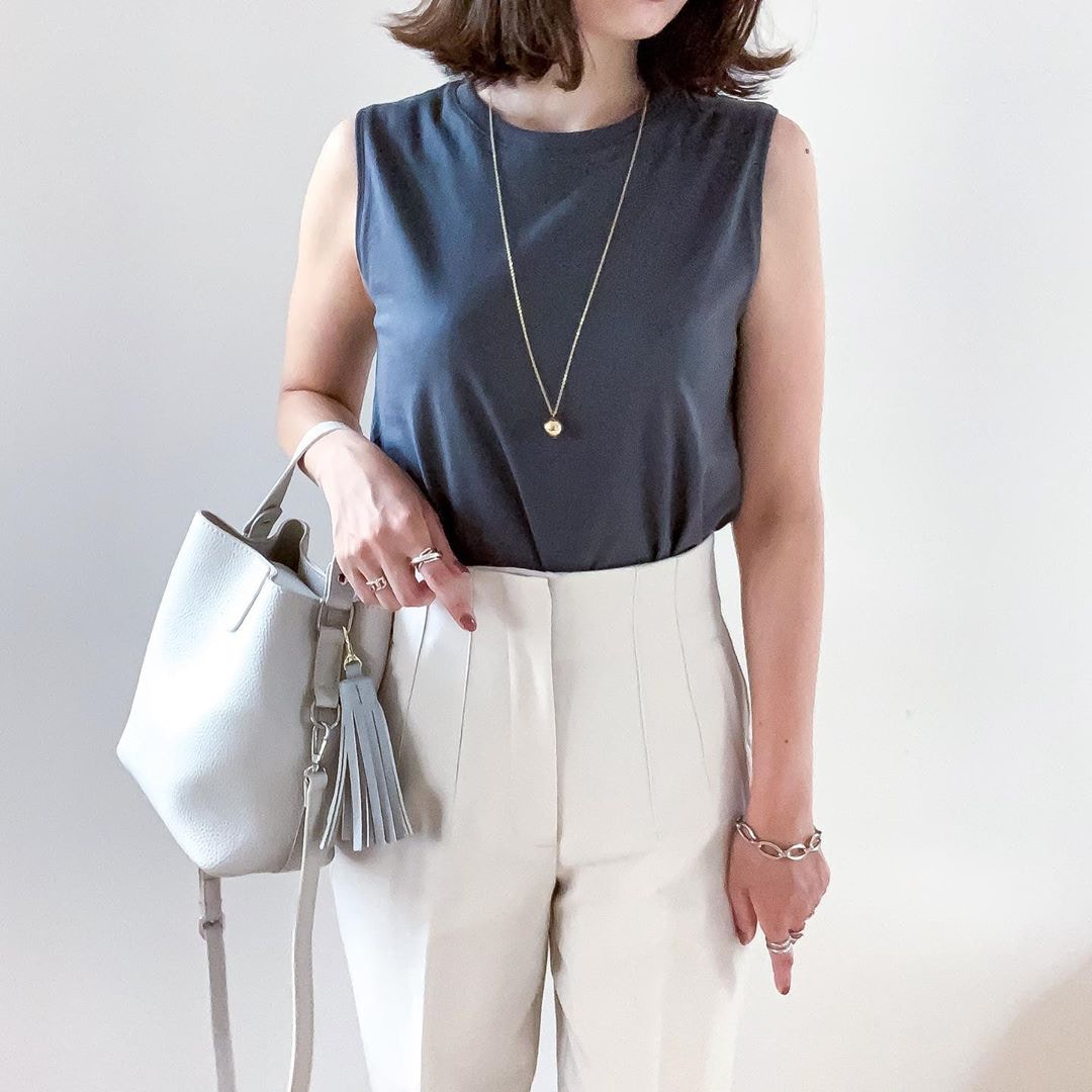 【Zara、Uniqlo穿搭】__htm.i_解釋當時入手的原因是基於在Zara店舖恰巧看到有她所穿的XS尺碼。(__htm.i_@Instagram)