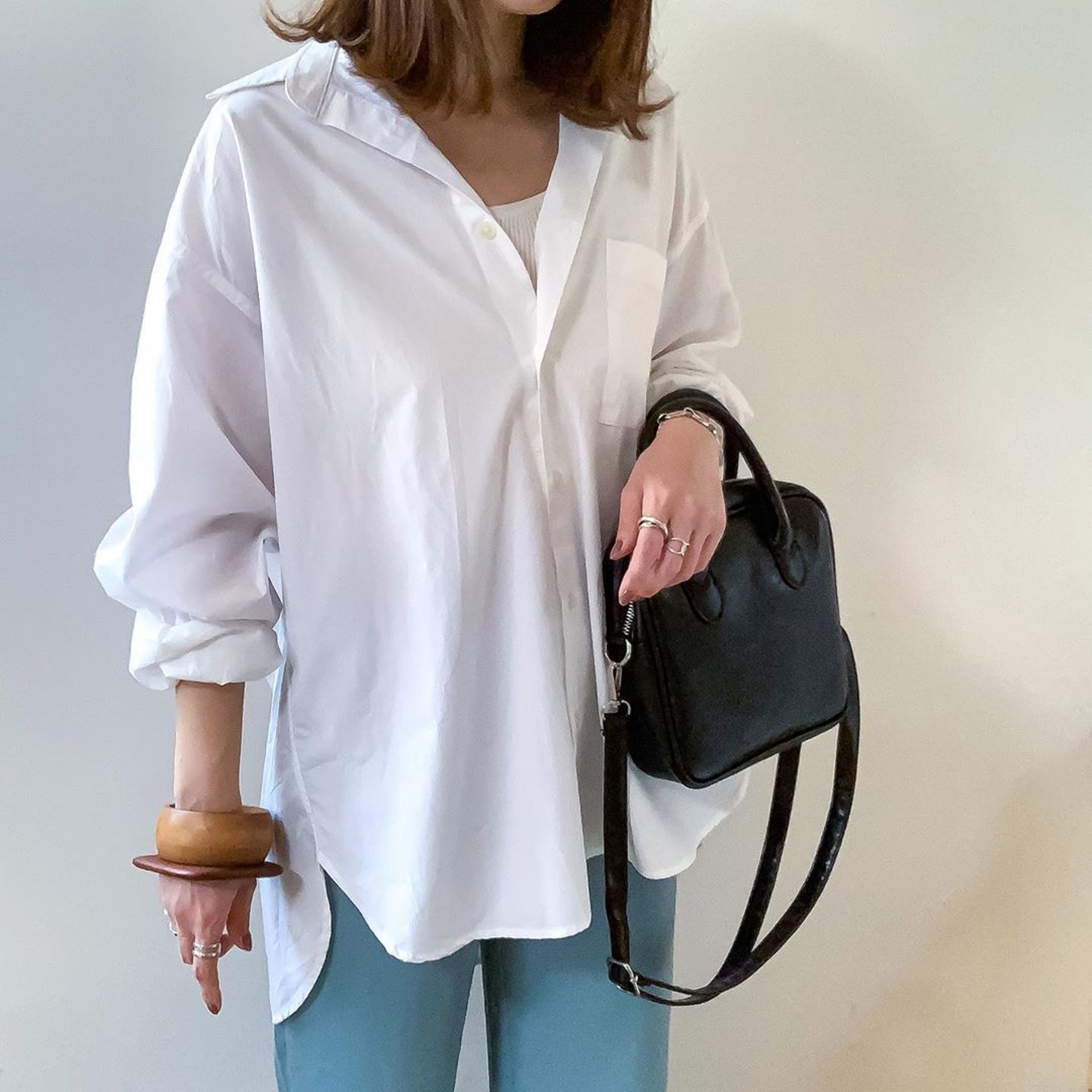 【Zara、Uniqlo穿搭】可將鈕扣扣上。(__htm.i_@Instagram)