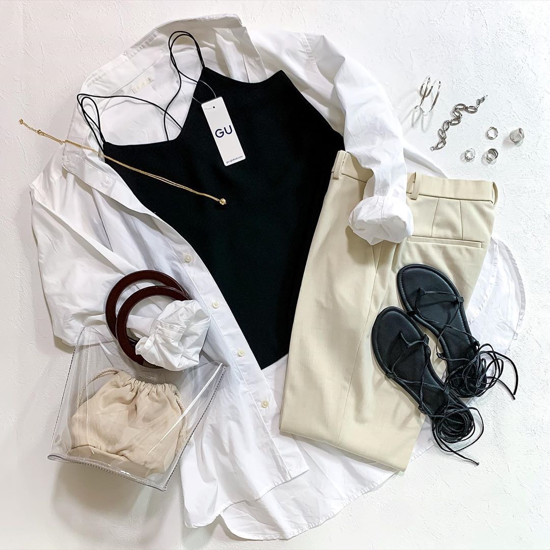 【Zara、Uniqlo穿搭】在內搭配一件背心。(__htm.i_@Instagram)