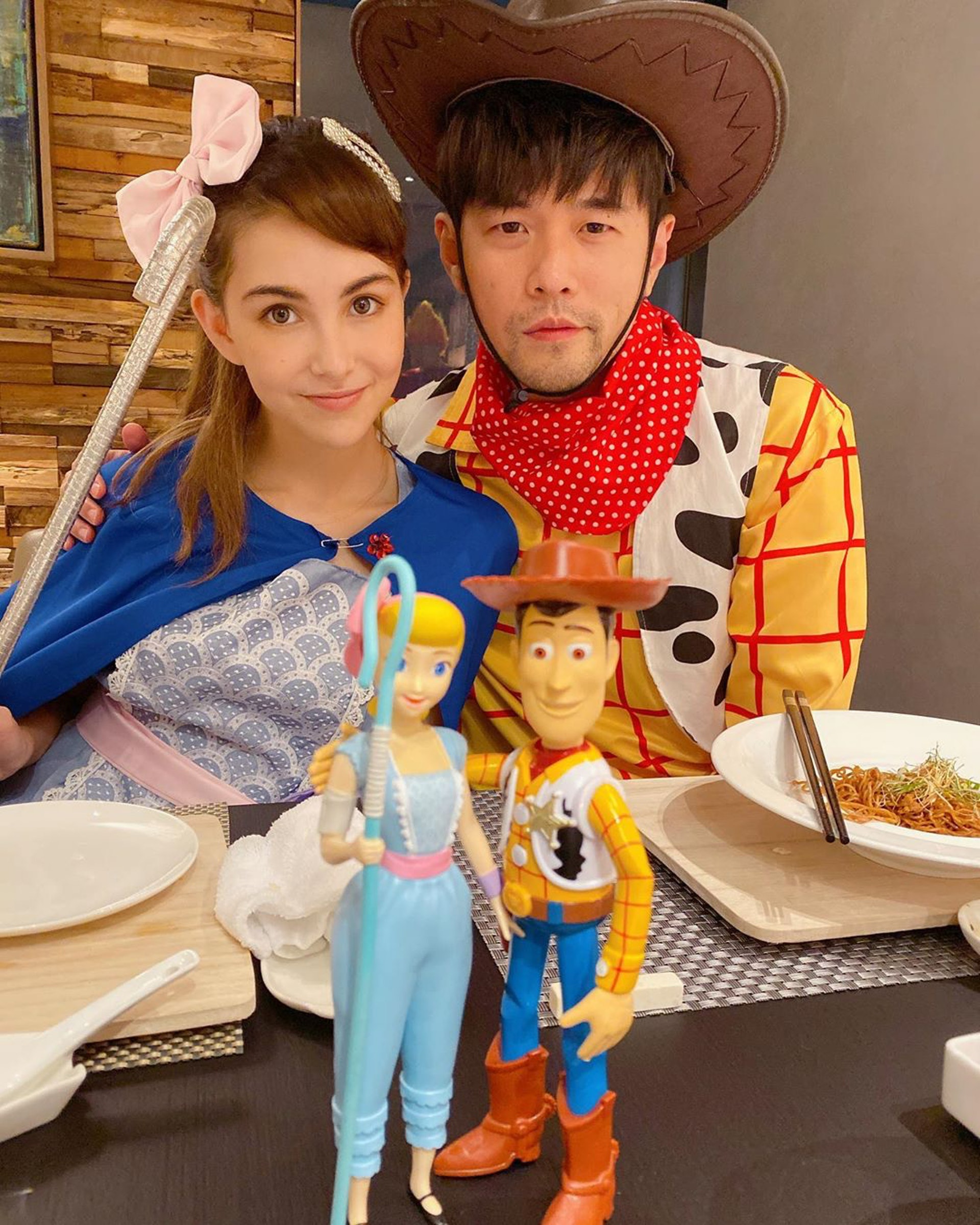 周杰倫與老婆昆凌。(昆凌ig) 周杰倫與老婆昆凌。(昆凌ig)