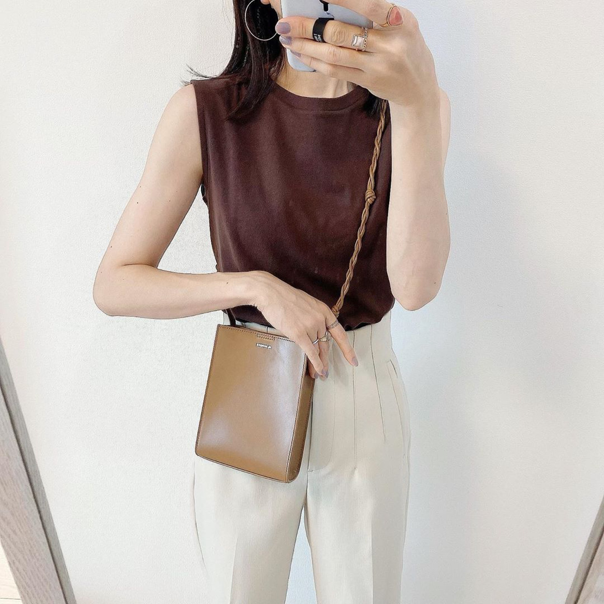 【Zara、Uniqlo、GU穿搭】Emi喜愛大地色造型,感覺溫柔。(emi0830emi@Instagram)