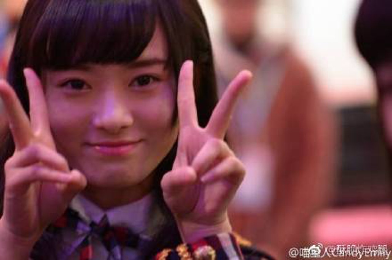 鞠婧禕與現在判若兩人。(喵星人@微博) 鞠婧禕與現在判若兩人。(喵星人@微博)