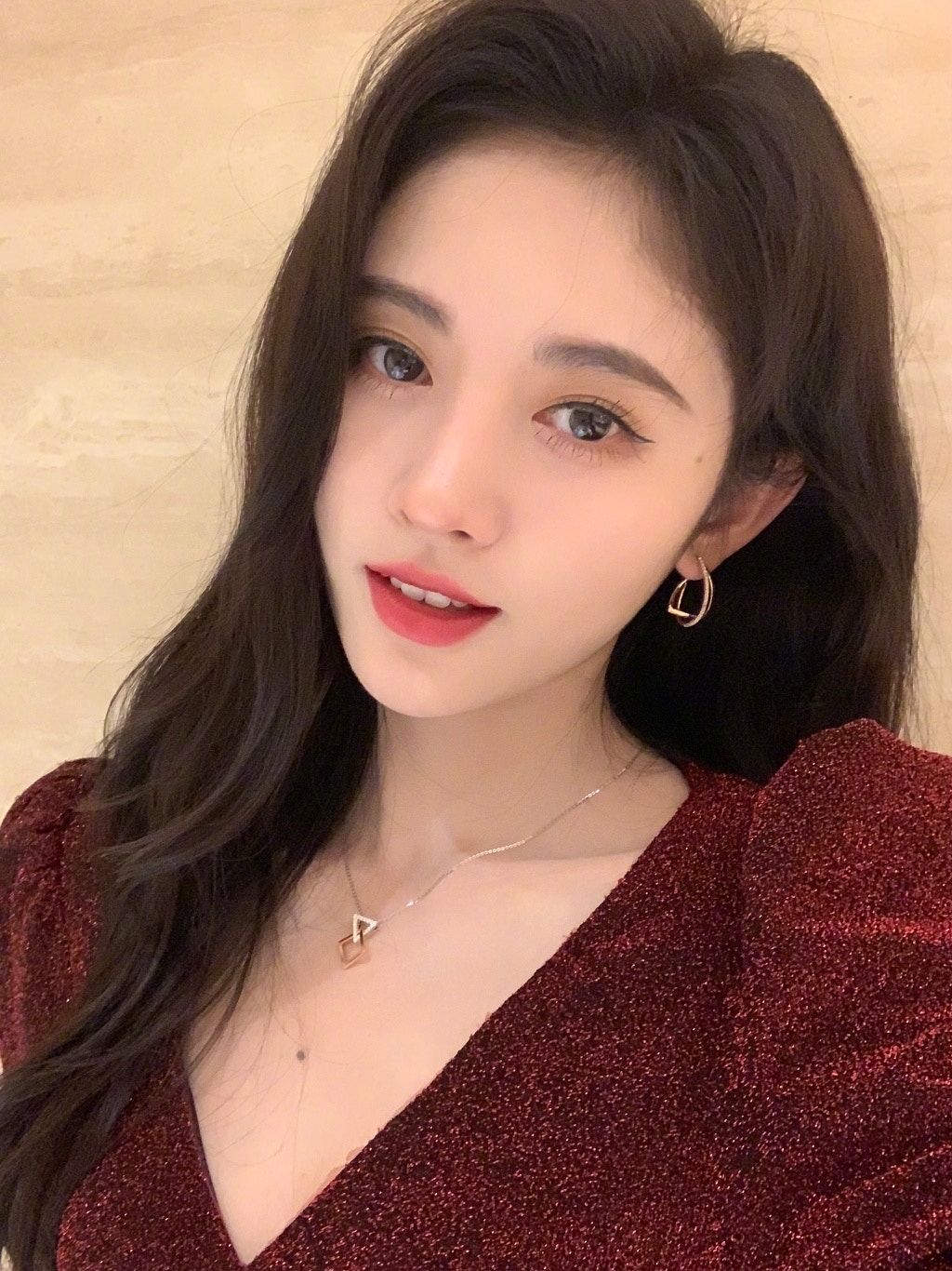 鞠婧禕雖然人氣高，不過也常被挖出許多黑歷史。（鞠婧禕@微博）