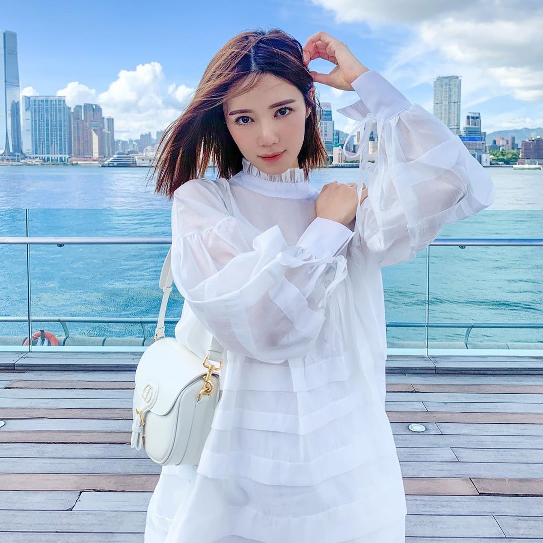 同樣道理，透白薄紗可打造空氣感（IG＠misselvani）
