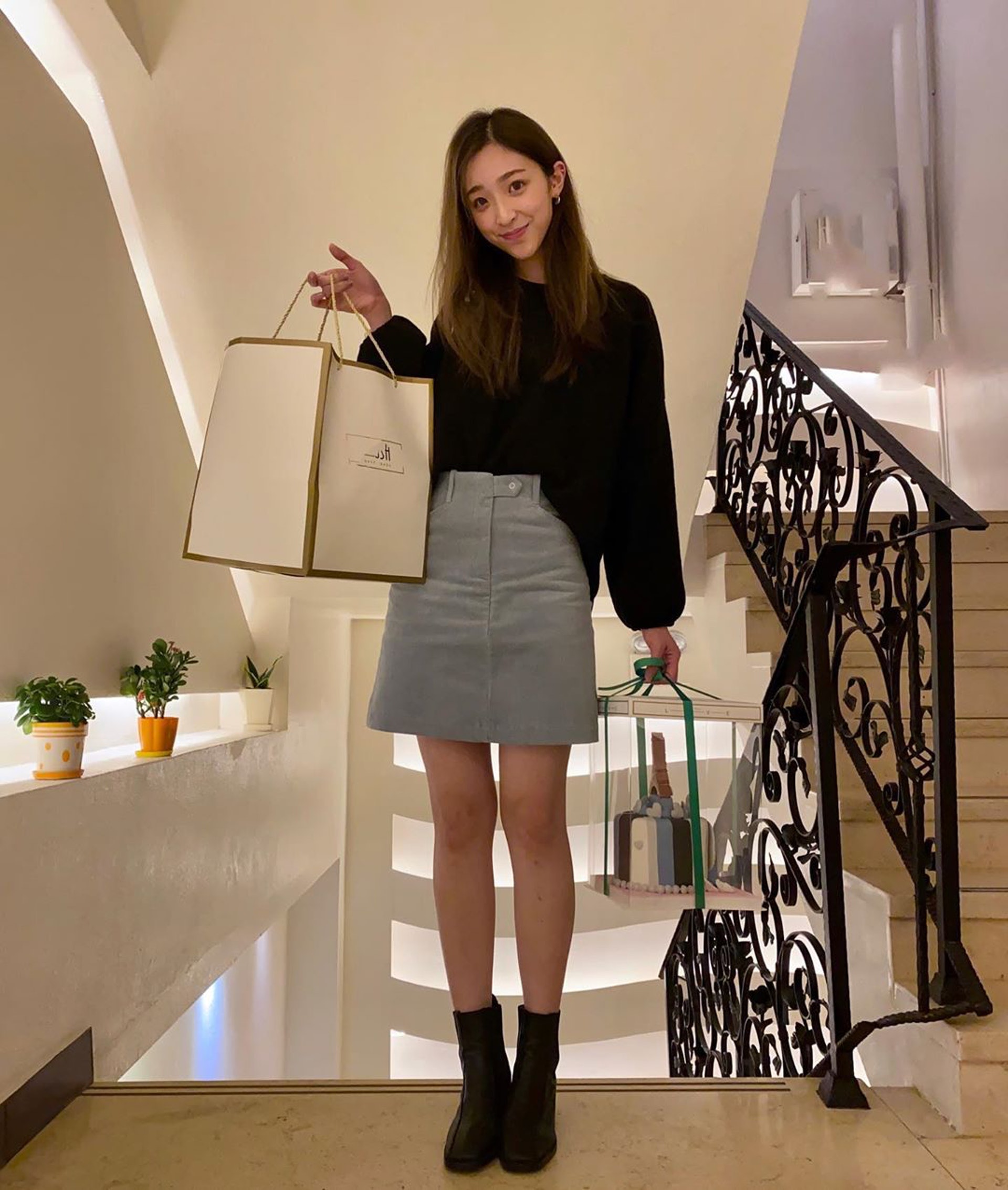 微辣阿妹思男曾開直播否認欺凌,並被指引發更大公關災難。(IG照片) 微辣阿妹思男曾開直播否認欺凌,並被指引發更大公關災難。(IG照片)
