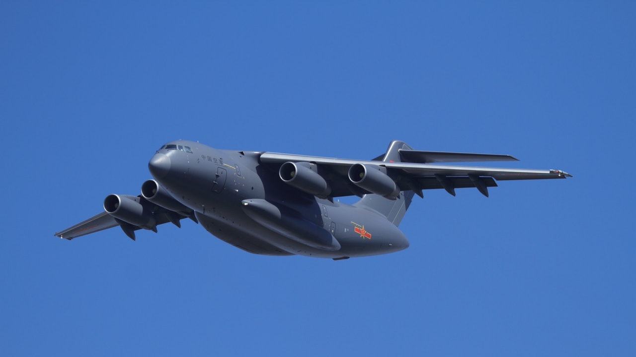 官媒公布運-20運輸機高原空投重型裝備演練 錘鍊實戰能力 官媒公布運-20運輸機高原空投重型裝備演練 錘鍊實戰能力