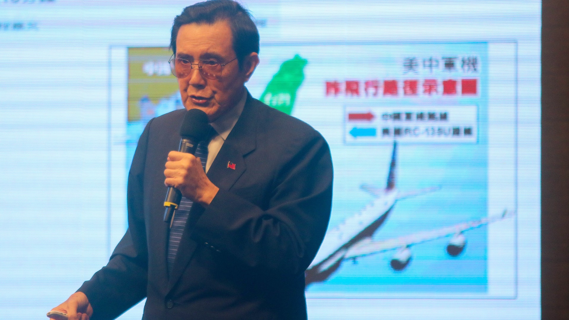 馬英九 承受大陸攻擊會生靈塗炭 別拿老百姓生命財產開玩笑 馬英九 承受大陸攻擊會生靈塗炭 別拿老百姓生命財產開玩笑