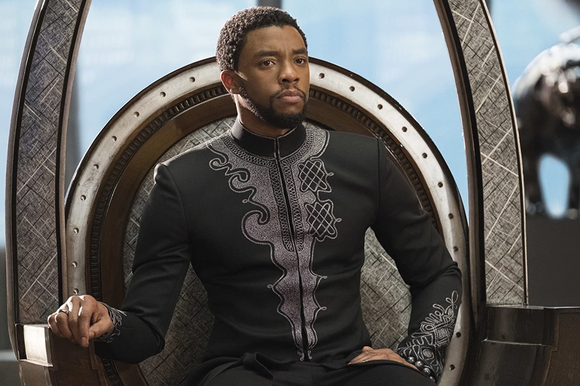 查特域克保斯曼（Chadwick Boseman）在電影《黑豹》劇照。