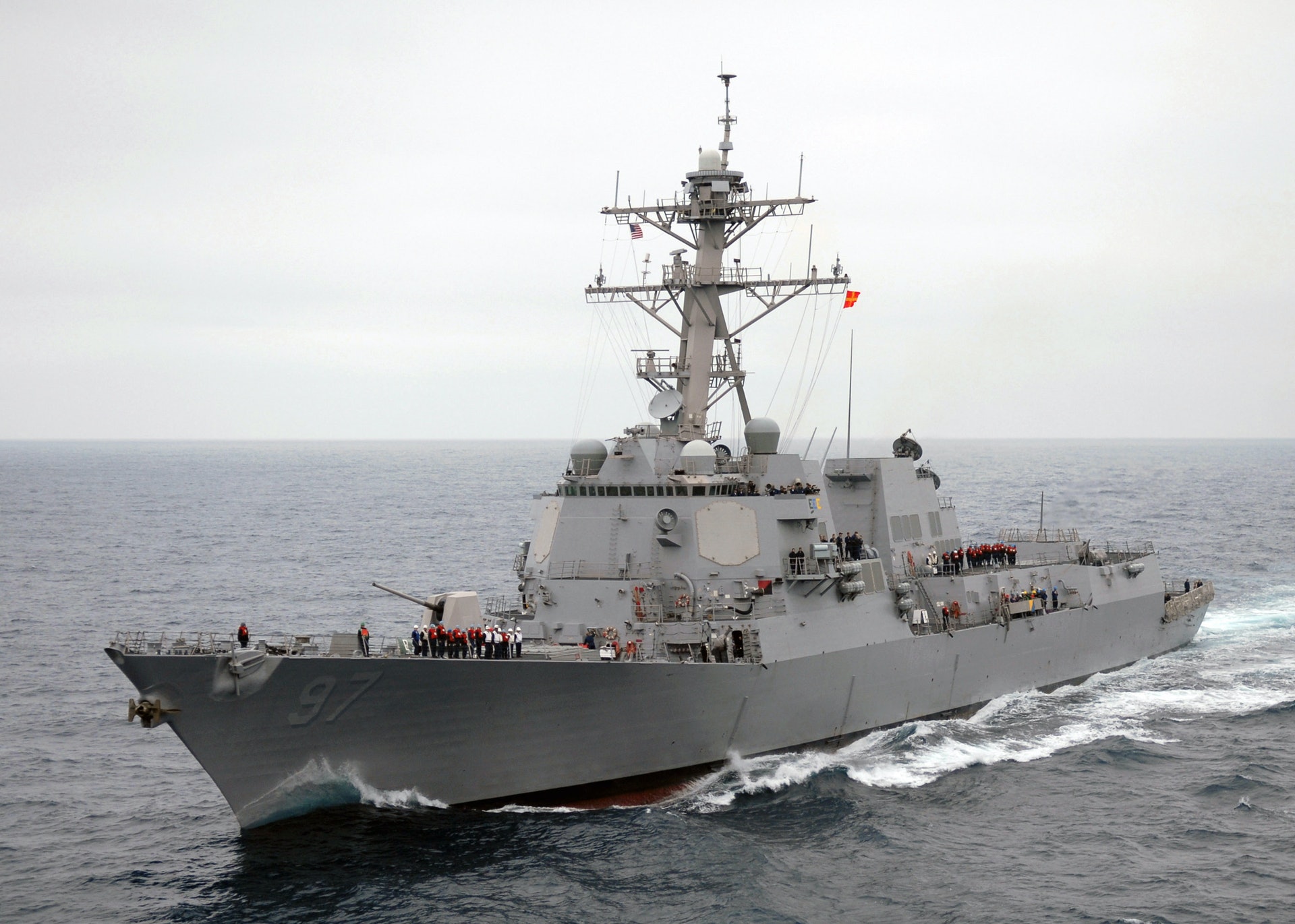 阿利伯克級導彈驅逐艦「海爾賽號」(DDG-97 Halsey)。(資料圖片) 阿利伯克級導彈驅逐艦「海爾賽號」(DDG-97 Halsey)。(資料圖片)