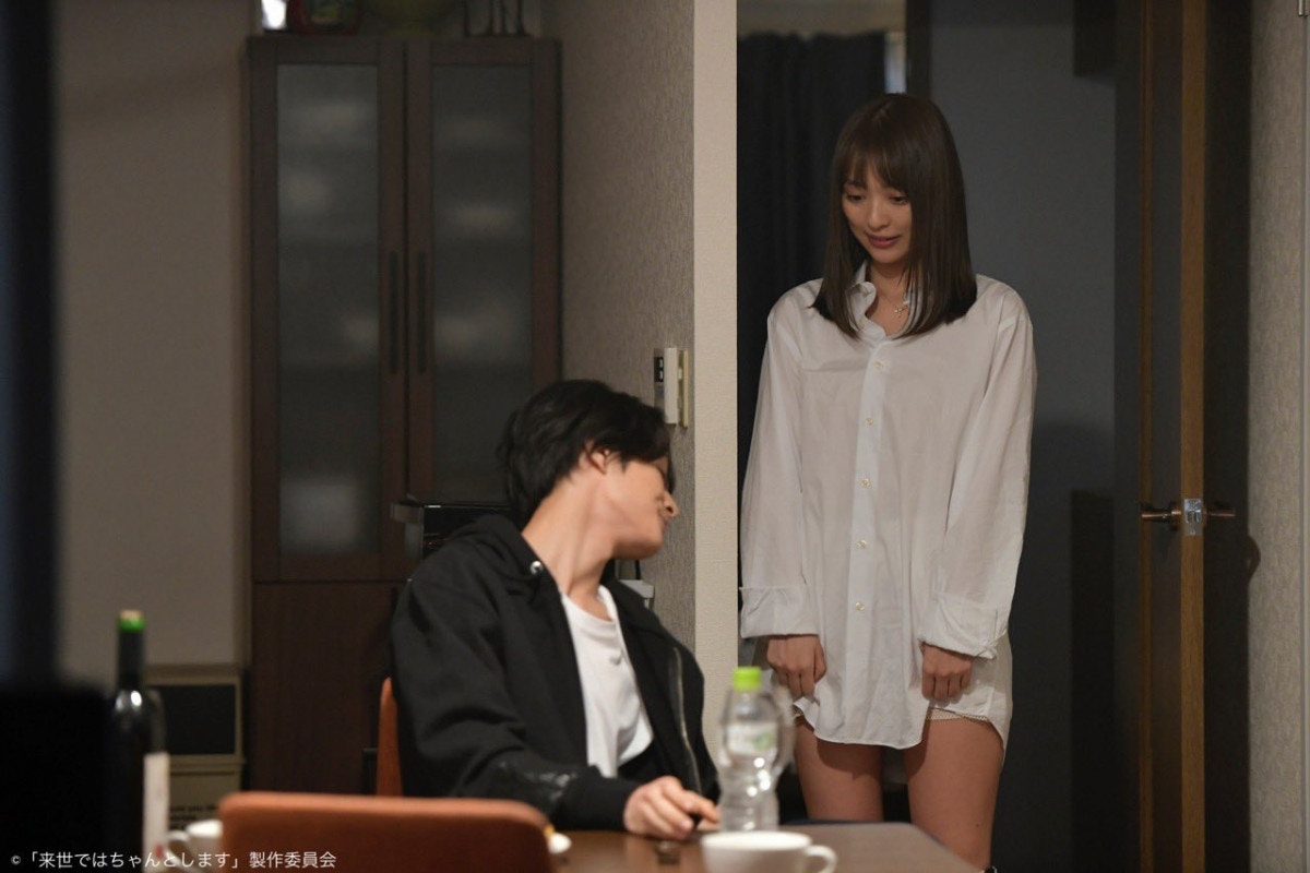 女性在床上為了取悅另一半，可能會因此隱藏真實感受。（《下輩子我再好好過》劇照）