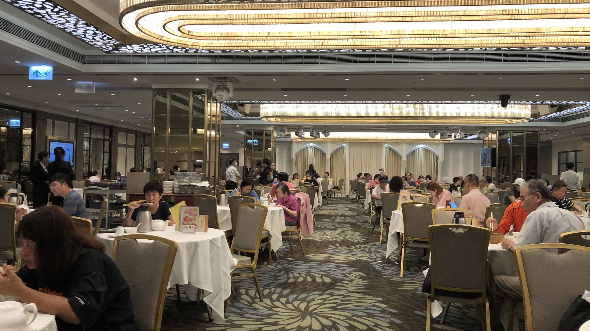 安心出行|食客拒使用 餐廳會受罰 黃傑龍:個客話掃咗就要信 安心出行|食客拒使用 餐廳會受罰 黃傑龍:個客話掃咗就要信