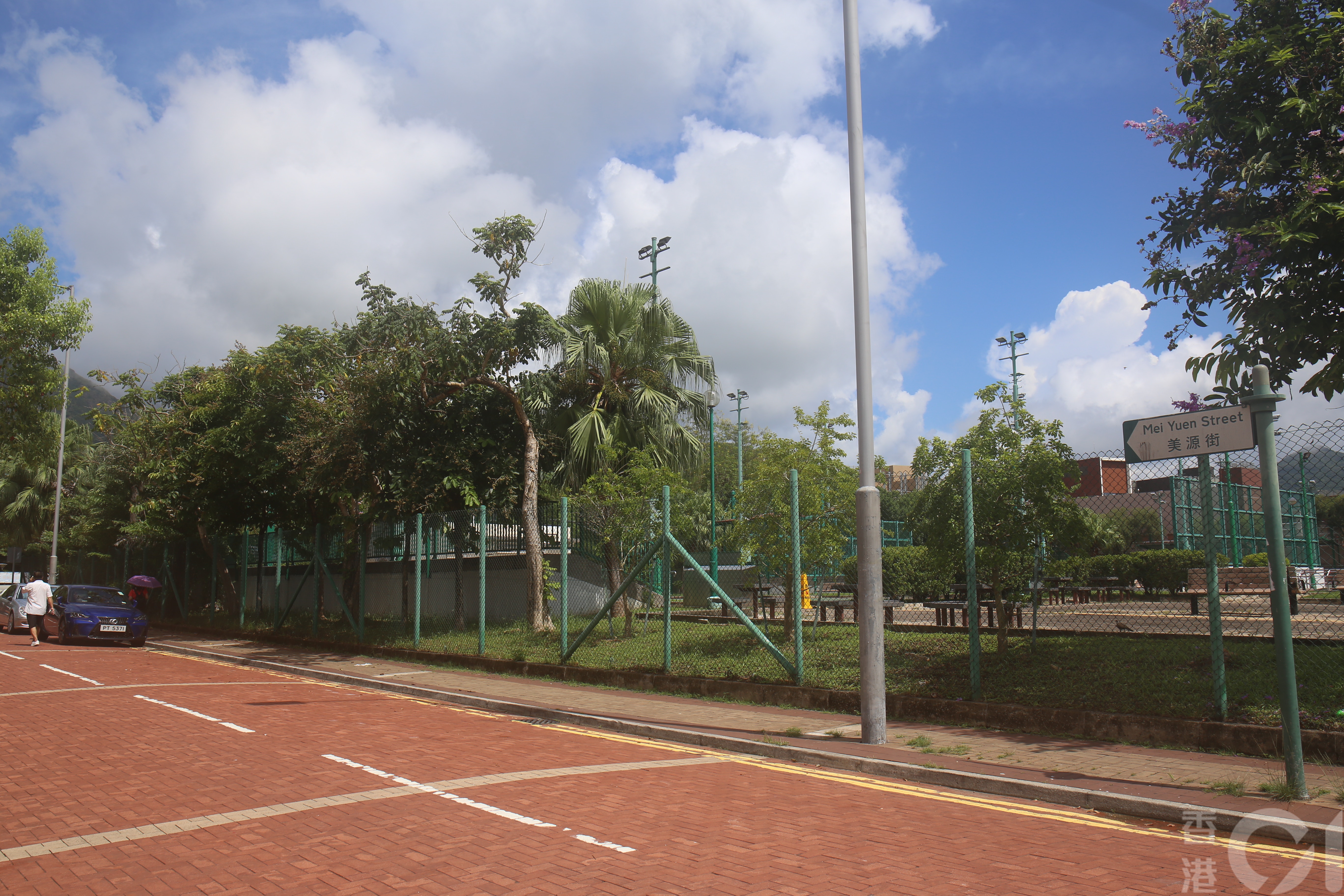 "This lot is Meiyuan Street." Part of the land on Meiyuan Street and Huimin Road is valuable for archaeological research.  (Photo by Deng Yongzhong)