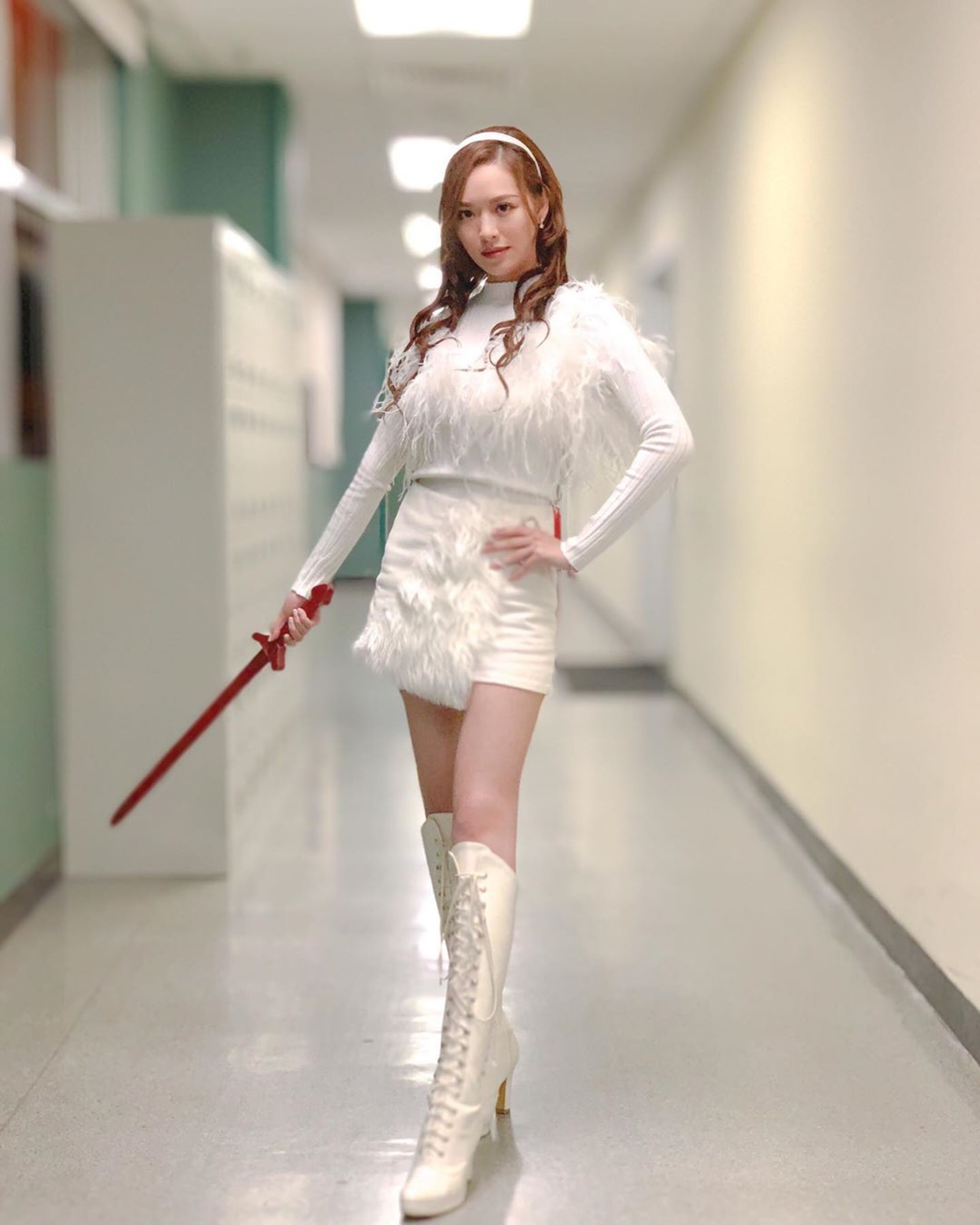 盈盈玩Cosplay騷長腿。(馮盈盈IG) 盈盈玩Cosplay騷長腿。(馮盈盈IG)