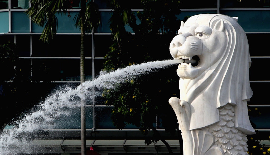 台大媽在新加坡不戴口罩還故意朝保安打噴嚏　高叫「I am China」