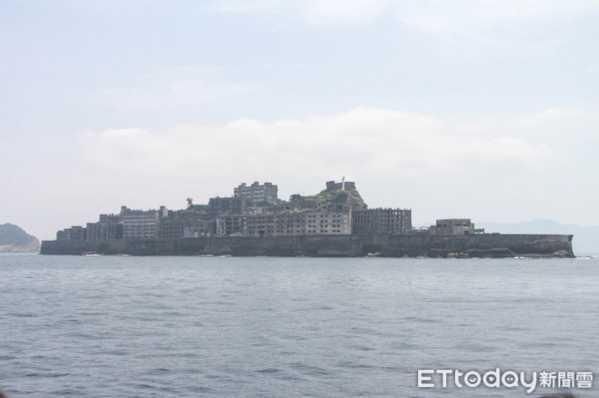 日本軍艦島 颱風海神強襲後廢墟中最古老建築物倒塌更嚴重