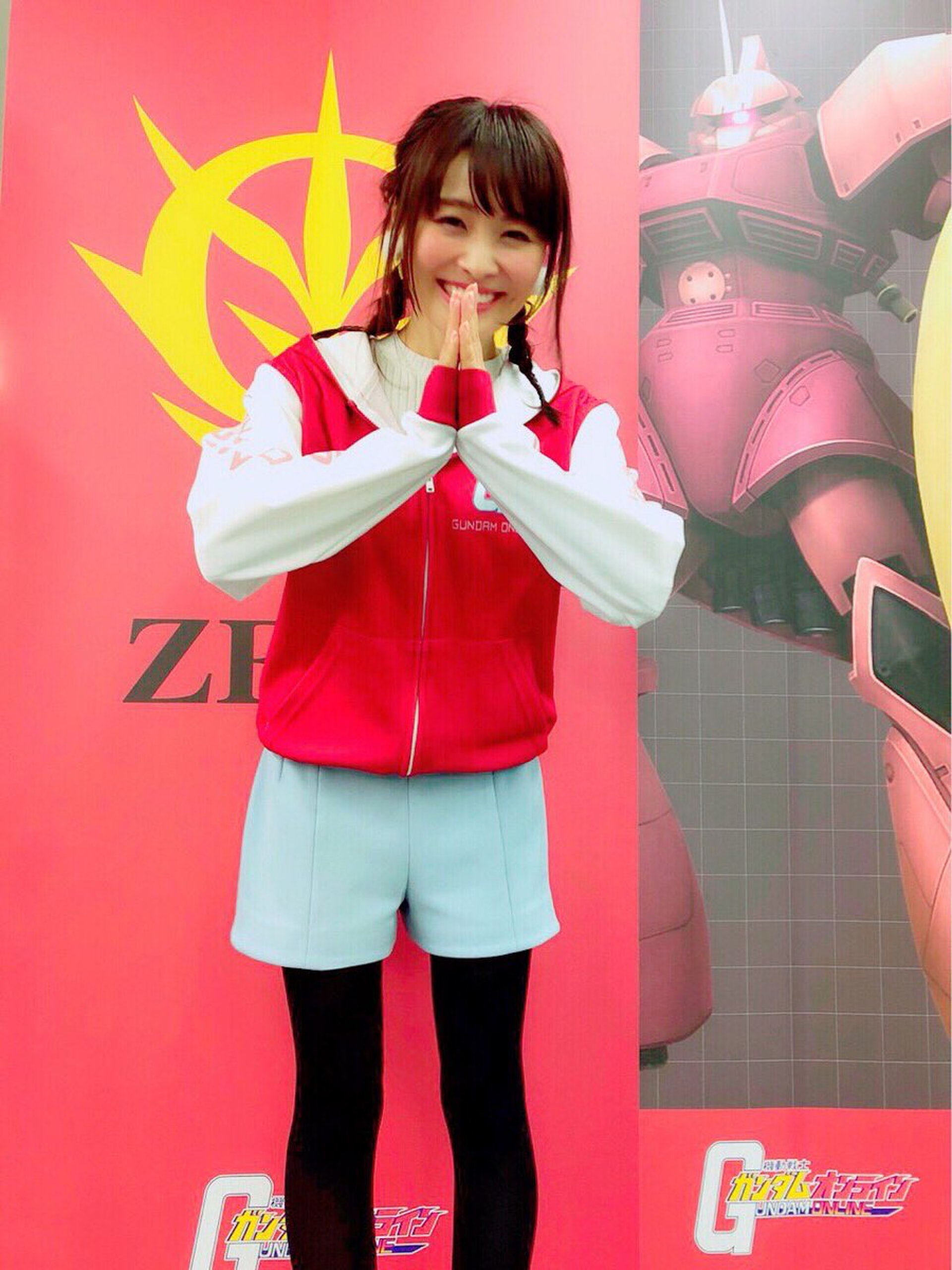 伊織萌cos 高達 聯邦軍女兵主持gundam模型40周年一番抽直播 伊織萌cos 高達 聯邦軍女兵主持gundam模型40周年一番抽直播