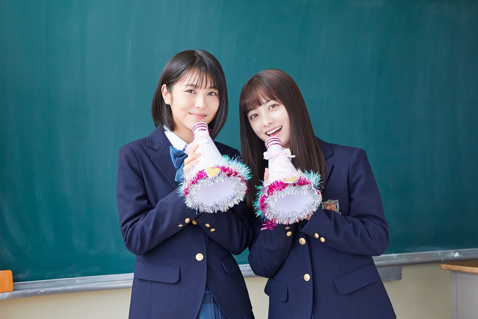 畢業後大家就會各散東西。(《カンナとミナミの卒業》劇照) 畢業後大家就會各散東西。(《カンナとミナミの卒業》劇照)