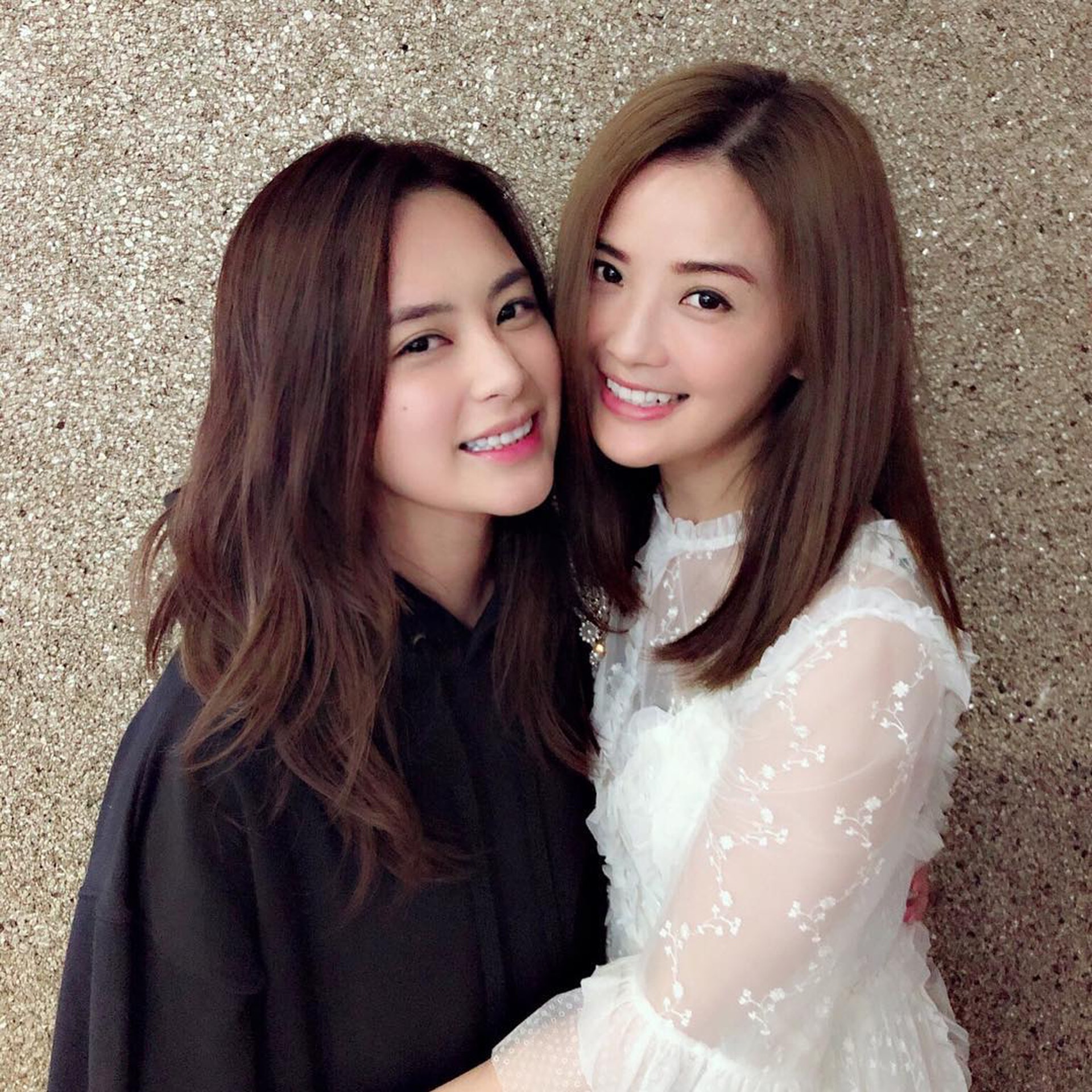 墨西哥網紅撞臉selena Gomez狂吸68萬粉絲素人撞樣明星如雙胞胎 墨西哥網紅撞臉selena Gomez狂吸68萬粉絲素人撞樣明星如雙胞胎