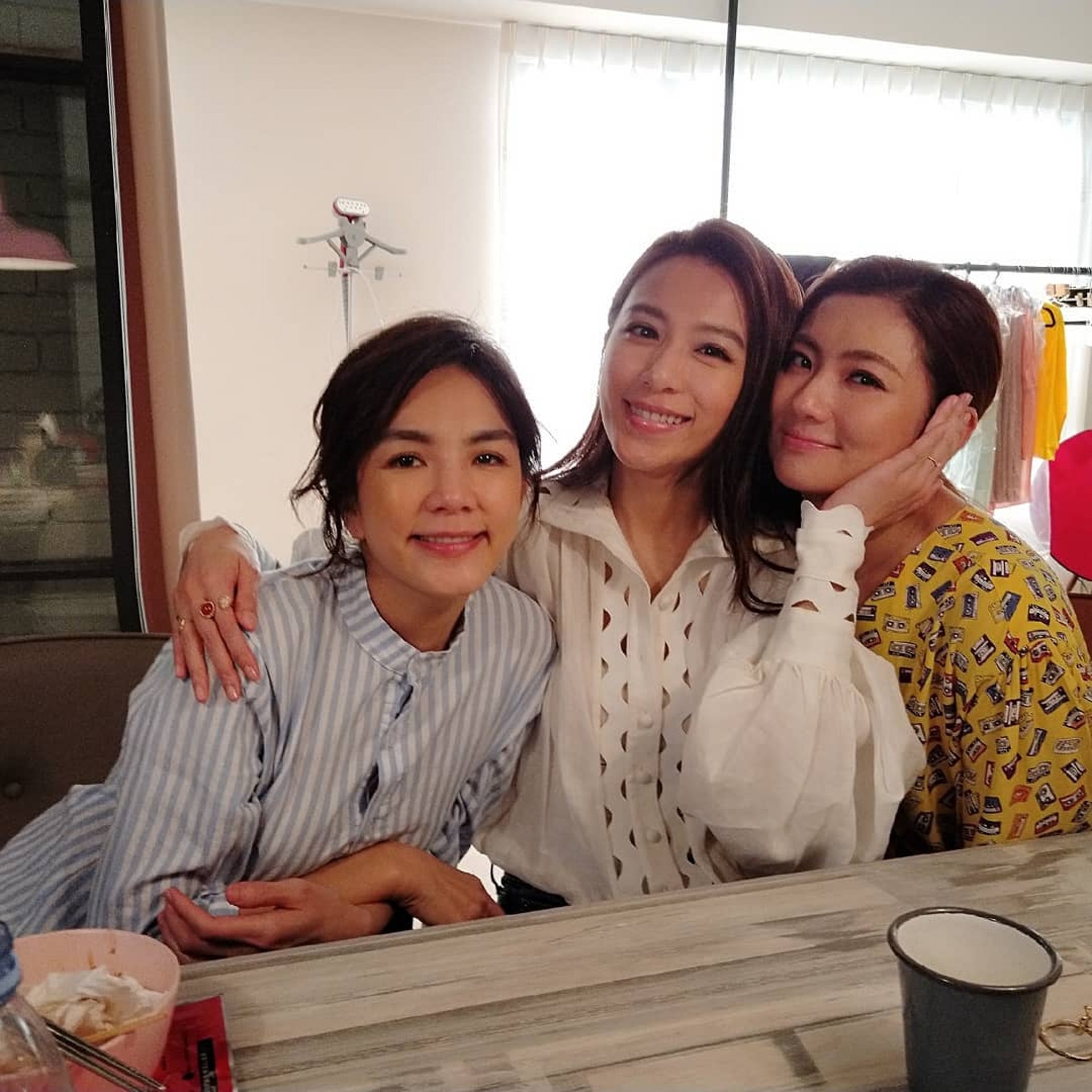 S.H.E. Hebe田馥甄個唱讀出「10年情書」 惹哭Selina、Ella