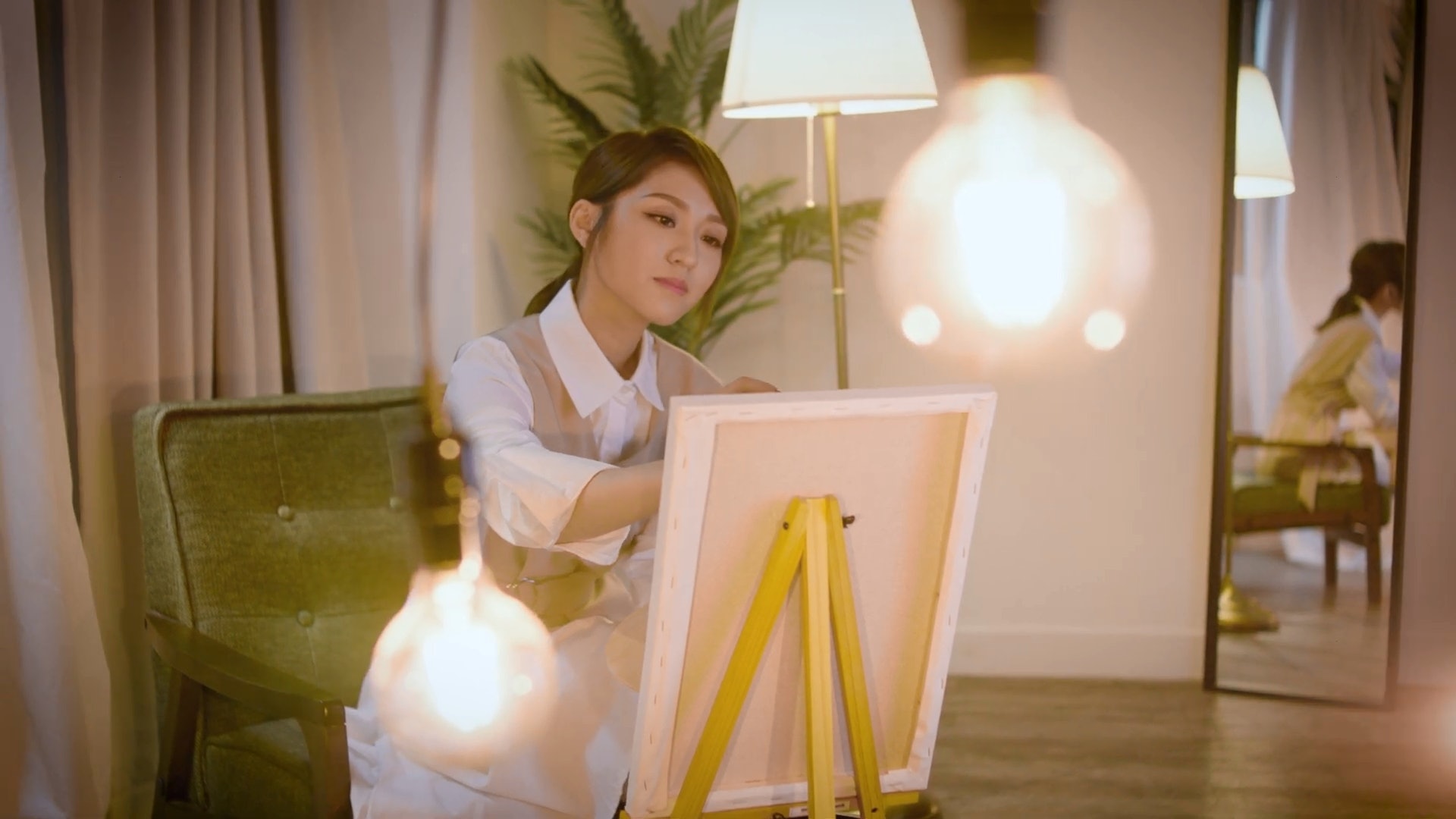 《可不可以戀愛》是一首關於自愛的情歌。(《可不可以戀愛》MV截圖) 《可不可以戀愛》是一首關於自愛的情歌。(《可不可以戀愛》MV截圖)