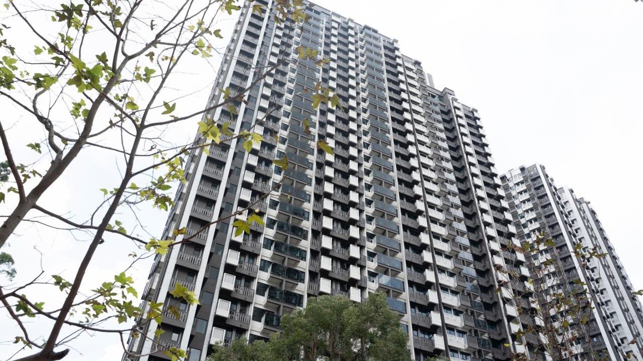 中半山堅麗閣、愛都大廈及屯門御半山等污水呈陽性 16萬人須快測 中半山堅麗閣、愛都大廈及屯門御半山等污水呈陽性 16萬人須快測