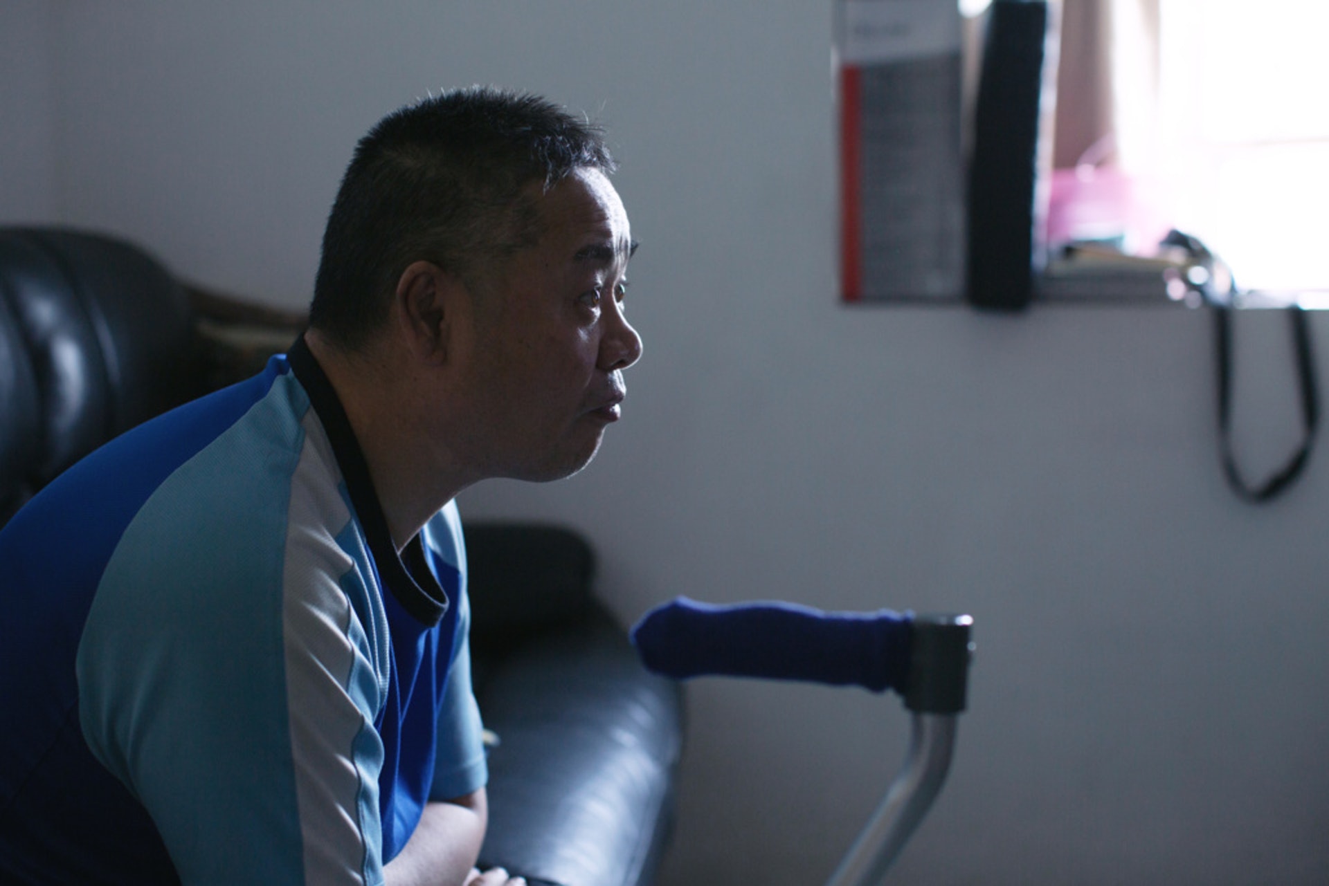 李國雄今年53歲,與妻女住在調景嶺一公屋單位。(黃舒慧攝) 李國雄今年53歲,與妻女住在調景嶺一公屋單位。(黃舒慧攝)