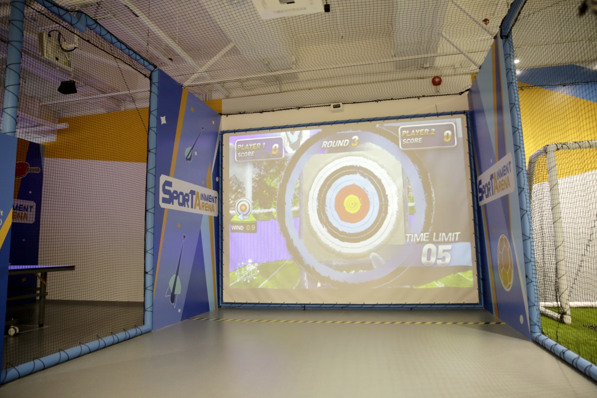 【3/VS ARCHERY】將箭射去投影箭靶得分!(龔嘉盛攝) 【3/VS ARCHERY】將箭射去投影箭靶得分!(龔嘉盛攝)