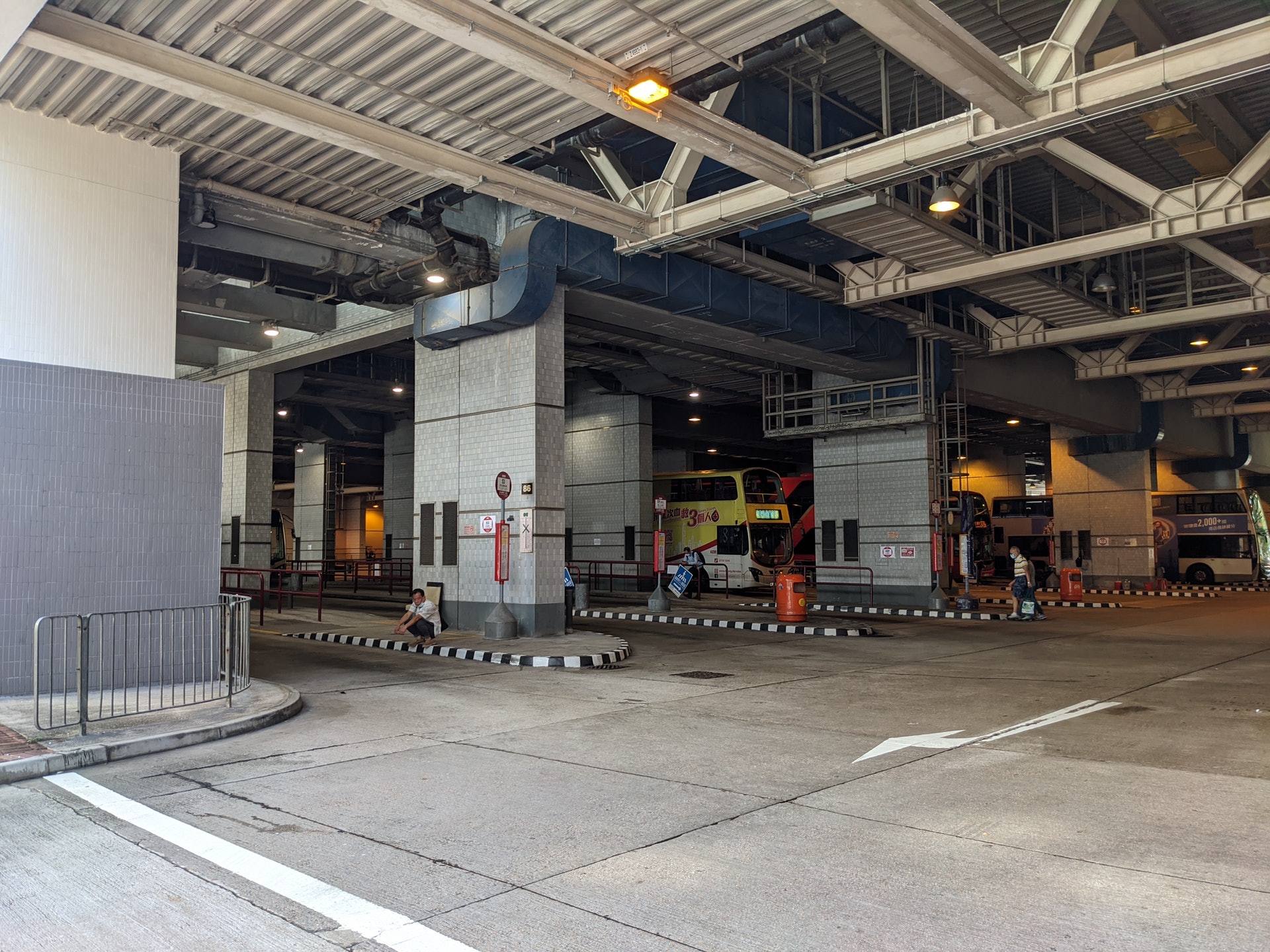 但如果平日去就要留意班次,因為一小時才有一班車,錯過了就要傻傻的等待。(李琬瑩攝) 但如果平日去就要留意班次,因為一小時才有一班車,錯過了就要傻傻的等待。(李琬瑩攝)