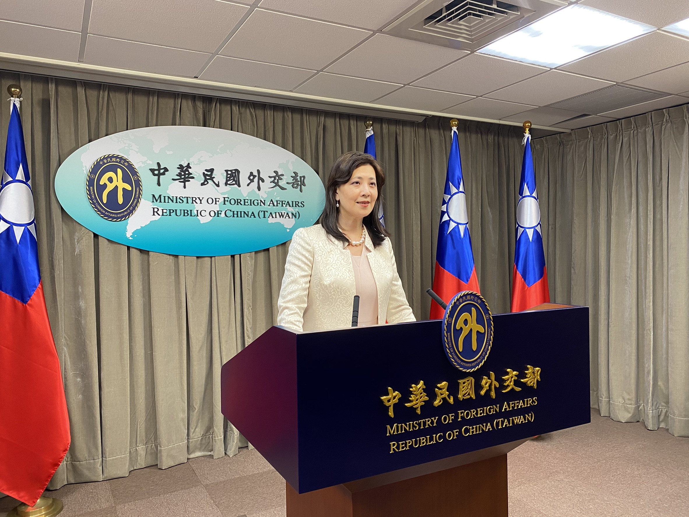 台外交部發言人歐江安表示， 將繼續與美國國會友人及行政部門保持緊密聯繫，穩健推動台美關係。（屈彥辰／多維新聞）