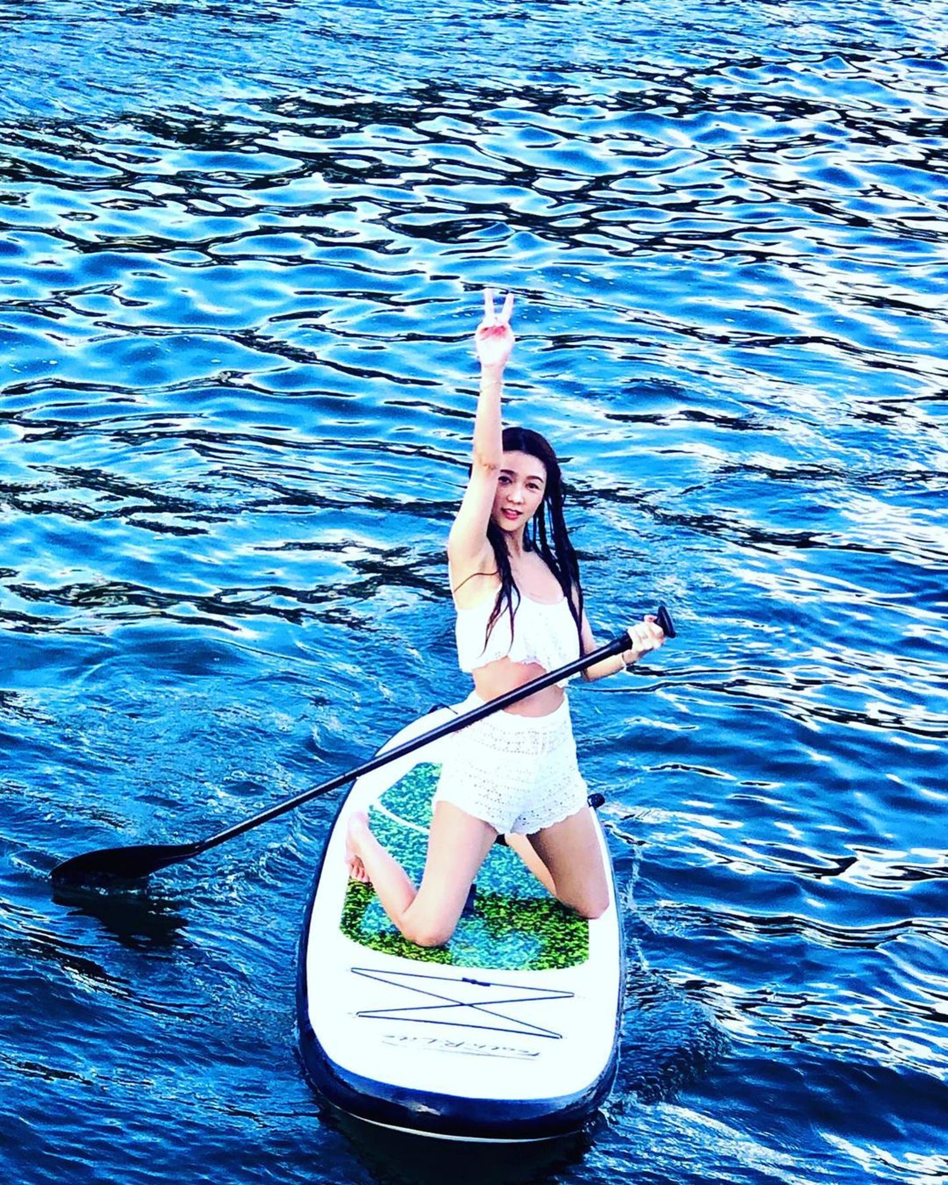 Fiona甚少以性感形象示人。(薛凱琪ig)