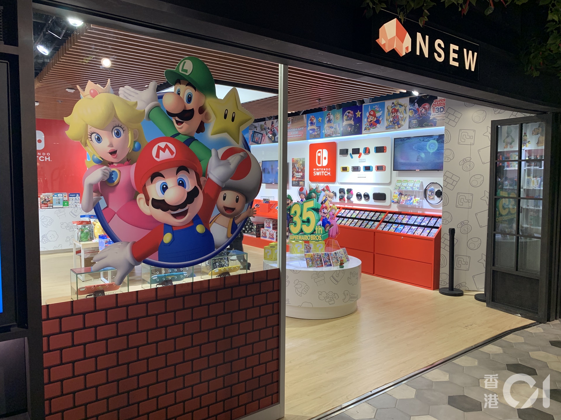 任天堂 NSEW K11 MUSEA 新店(鍾世傑 攝) 任天堂 NSEW K11 MUSEA 新店(鍾世傑 攝)