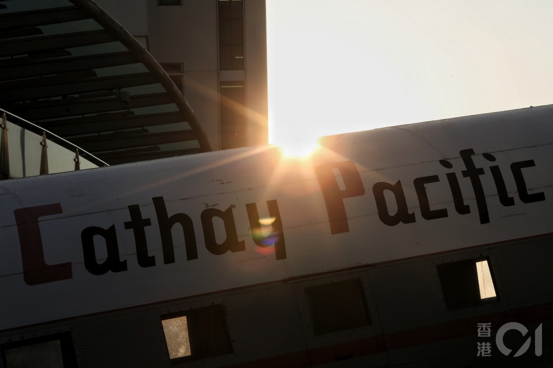 10月21日,國泰航空發出通告重組業務,即日停運港龍航空。(資料圖片/張浩維攝) 10月21日,國泰航空發出通告重組業務,即日停運港龍航空。(資料圖片/張浩維攝)