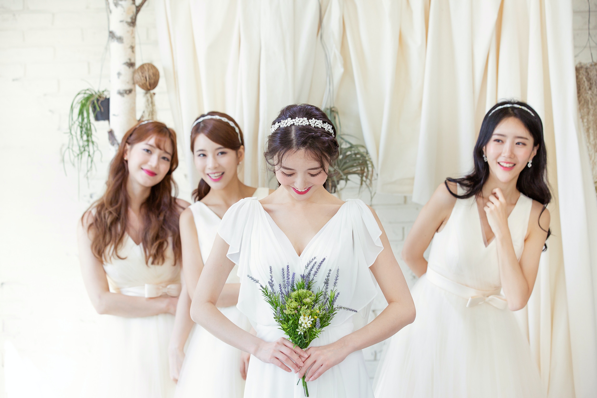 內地結婚旺季「出租伴郎伴娘」生意火爆收費三百至兩千人民幣