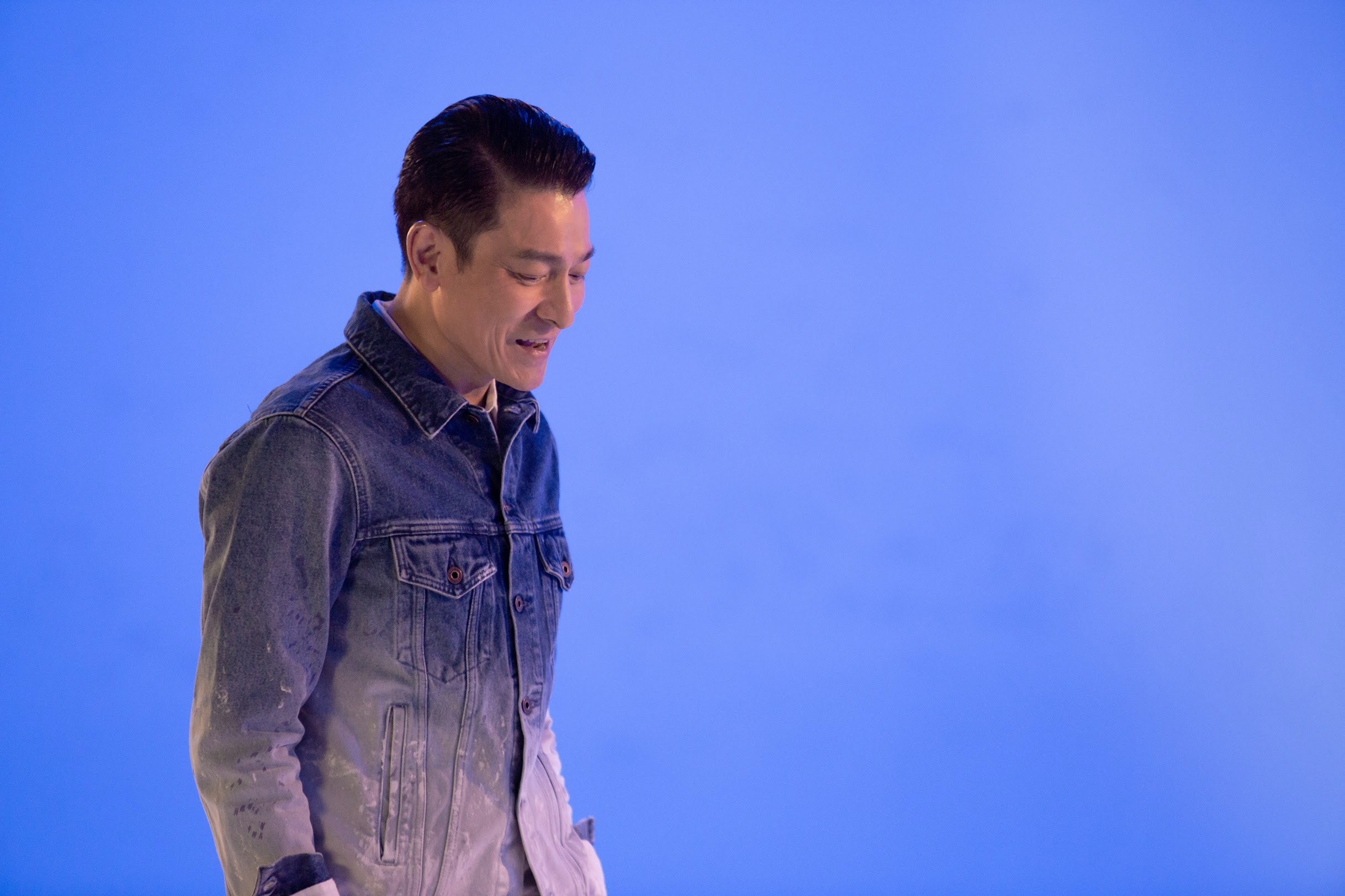 華仔盼透過新歌傳遞正能量。