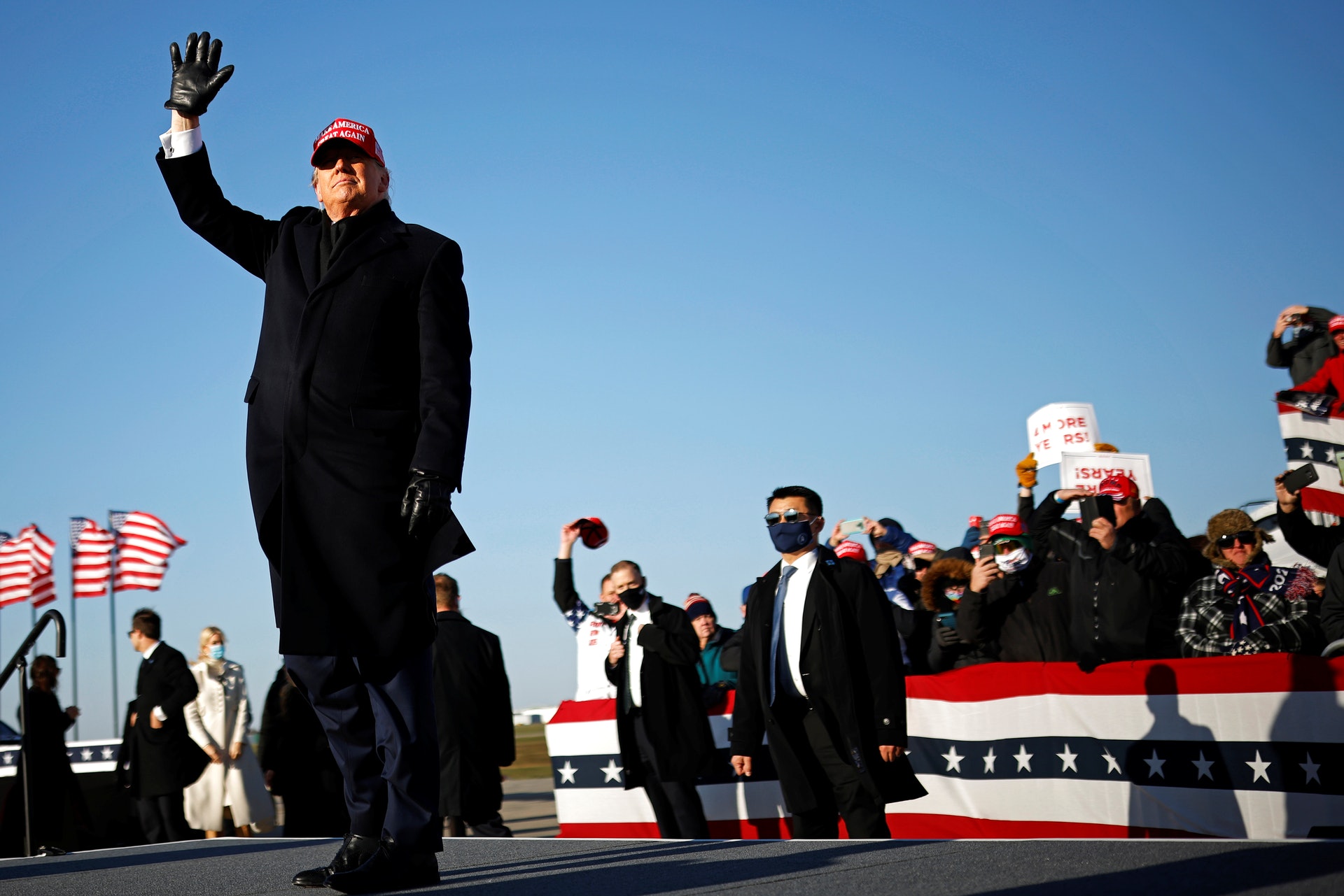 圖為11月1日,特朗普把握最後機會,在艾奧瓦州出席造勢大會。(Reuters) 圖為11月1日,特朗普把握最後機會,在艾奧瓦州出席造勢大會。(Reuters)