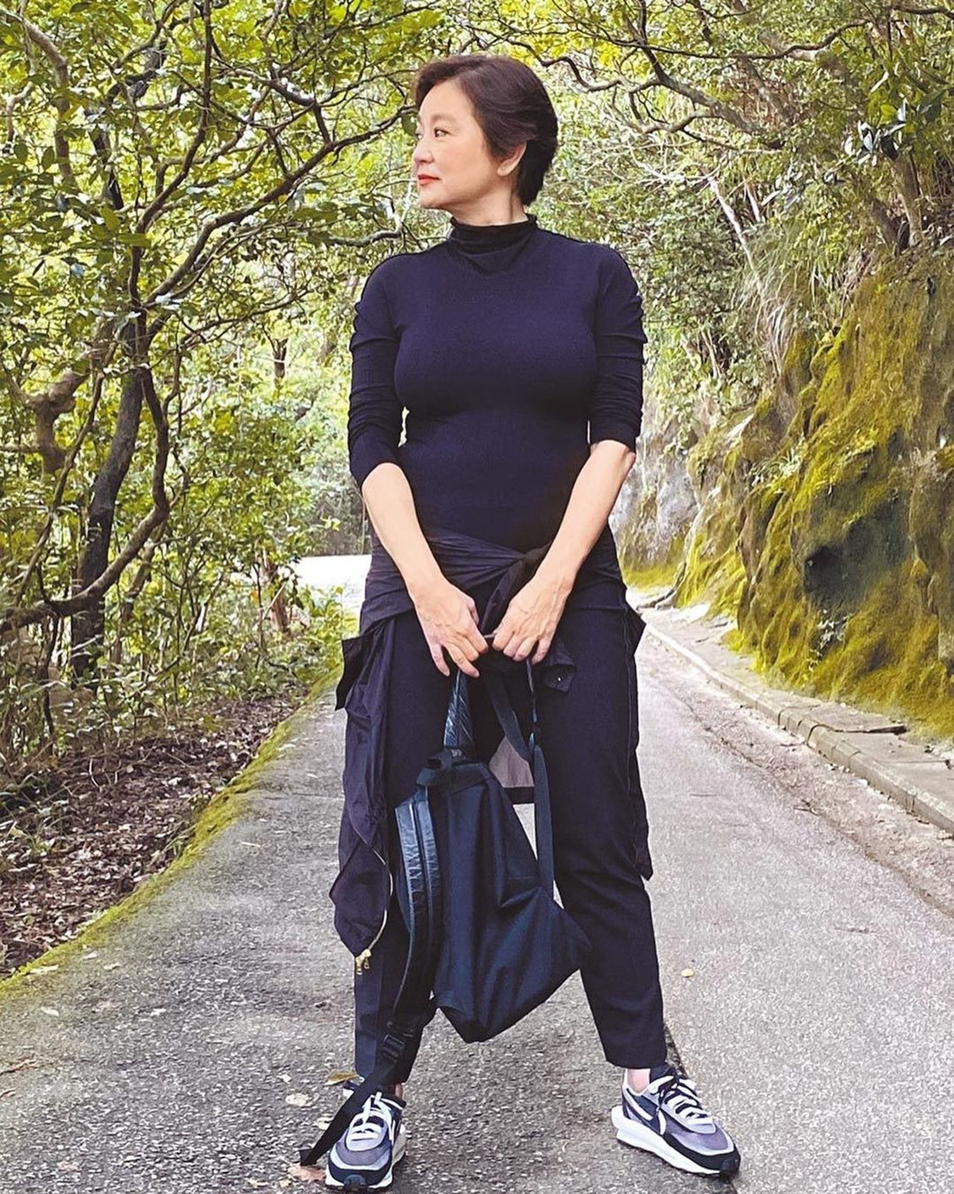 女星林青霞位於安達臣道9號至11號的一間豪宅發生三級大火。(IG/ @brigitte.lin) 女星林青霞位於安達臣道9號至11號的一間豪宅發生三級大火。(IG/ @brigitte.lin)