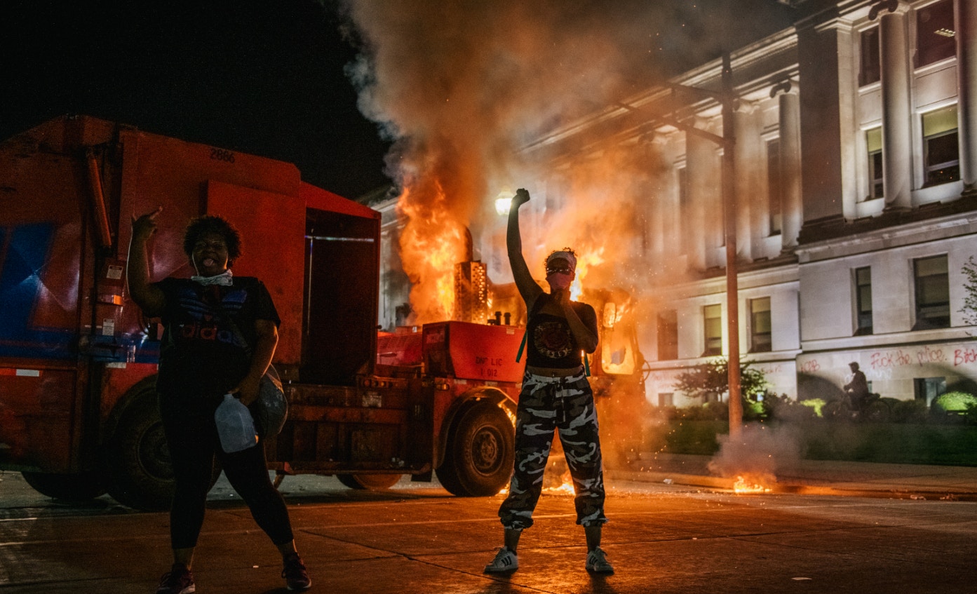 BLM示威者的連串破壞也令美國人對法律與秩序有所改變。(Getty Images)