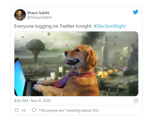 美國大選2020:網民薩利希(Shaun Salehi)11月4日在Twitter稱:「每個人在今晚都登錄Twitter。」薩利希附上一張合成圖片,顯示一隻狗在使用電腦,背景卻是煙硝四起的情景。(Twitter@ShaunSalehi) 美國大選2020:網民薩利希(Shaun Salehi)11月4日在Twitter稱:「每個人在今晚都登錄Twitter。」薩利希附上一張合成圖片,顯示一隻狗在使用電腦,背景卻是煙硝四起的情景。(Twitter@ShaunSalehi)
