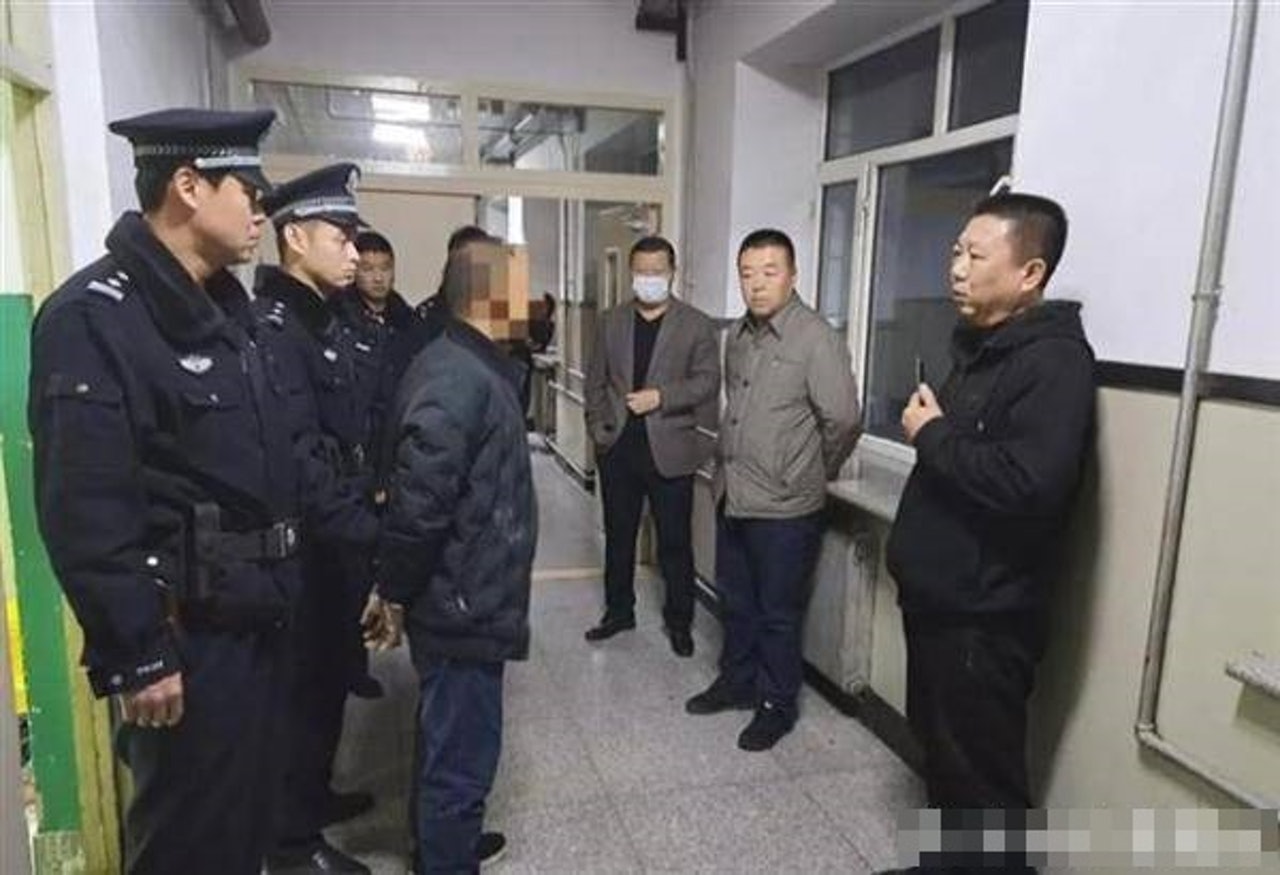 案發後安某向警方投案自首。(楚天都市報) 案發後安某向警方投案自首。(楚天都市報)