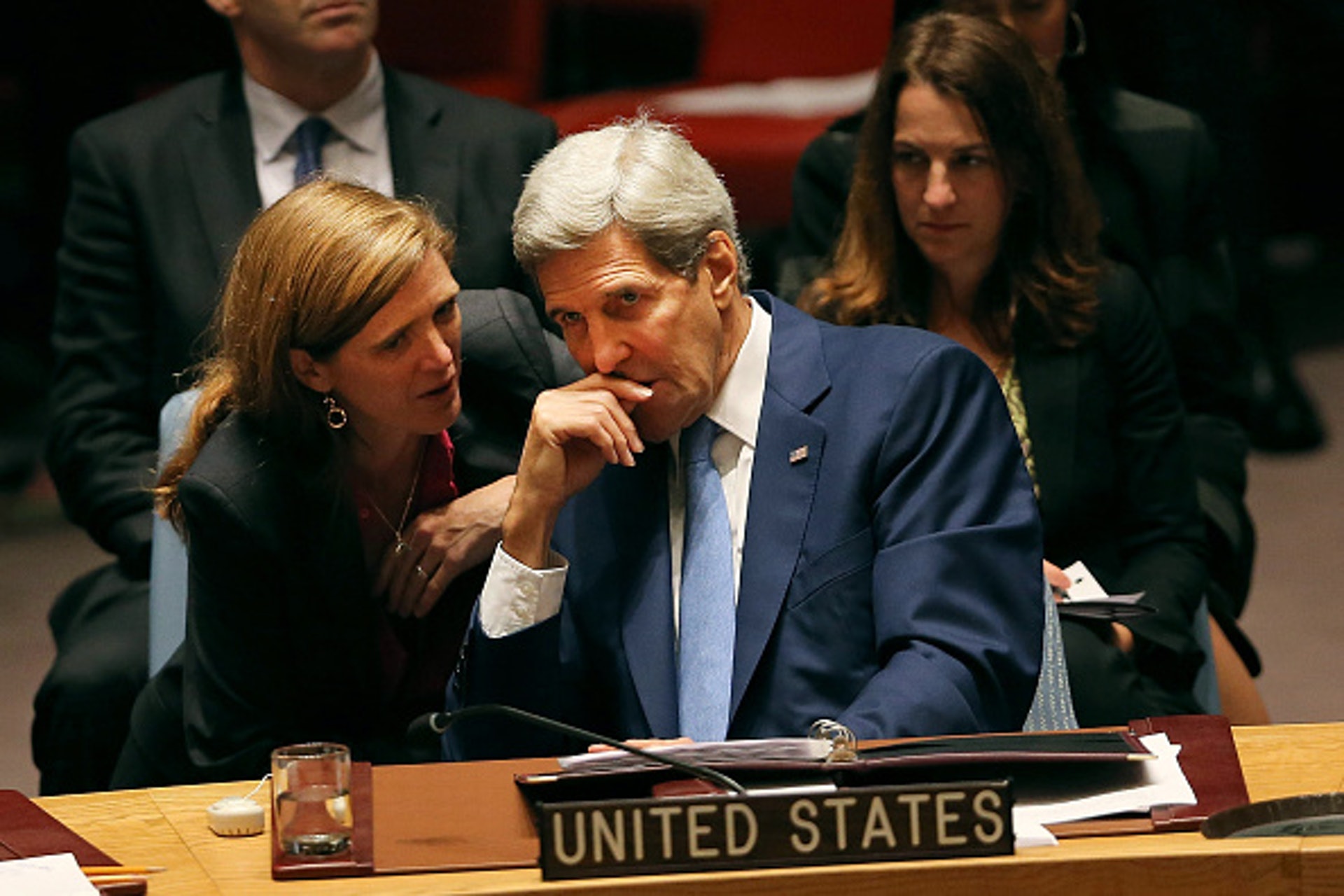 2015年9月30日：國務卿克里（John Kerry）在紐約舉行的聯合國反恐怖主義安全理事會會議上與美國駐聯合國大使鮑爾講話。 （Getty）