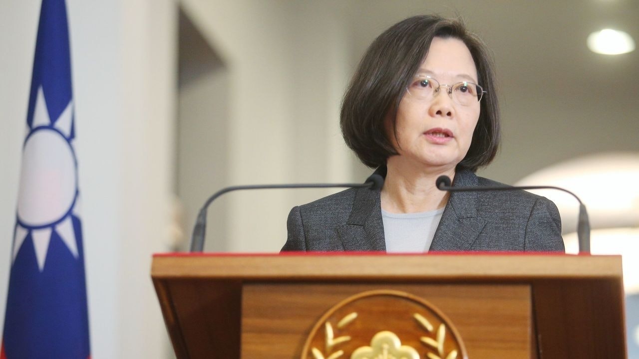 台男向蔡英文寓所潑灑咖啡遭逮 供稱不滿政府及擔心大陸攻台 台男向蔡英文寓所潑灑咖啡遭逮 供稱不滿政府及擔心大陸攻台
