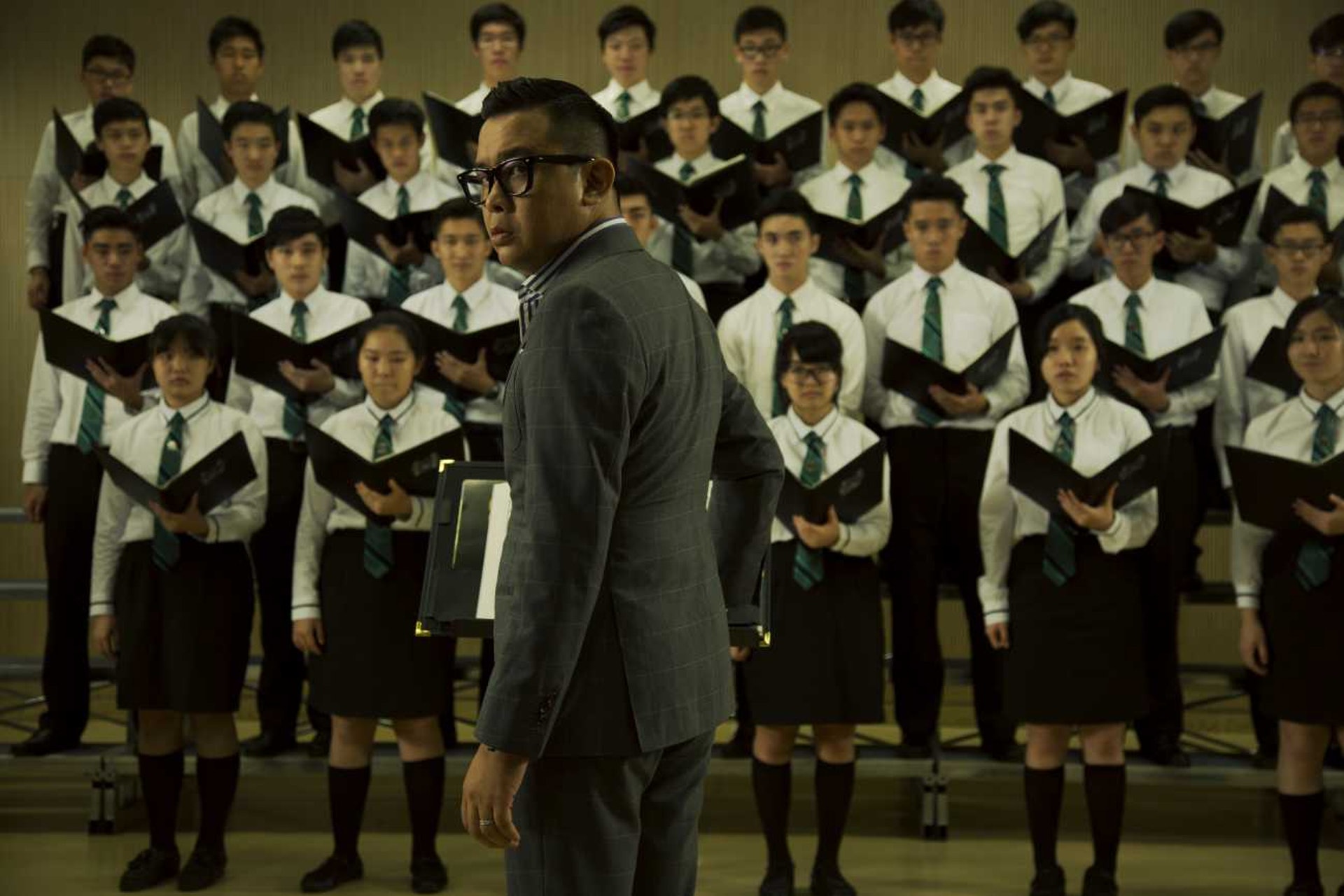 熱血合唱團 童星接受歌唱特訓雷頌德自爆細個讀名校成日被罰企 香港01 電影 熱血合唱團 童星接受歌唱特訓雷頌德自爆細個讀名校成日被罰企 香港01 電影