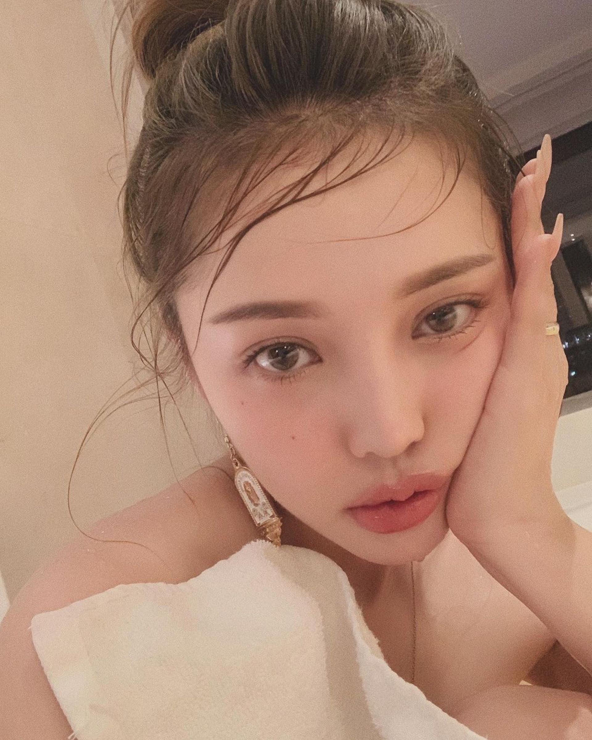 韓國美妝大神pony小紅書大熱5分鐘抗皺紋瘦面按摩預防鬆弛下垂 韓國美妝大神pony小紅書大熱5分鐘抗皺紋瘦面按摩預防鬆弛下垂