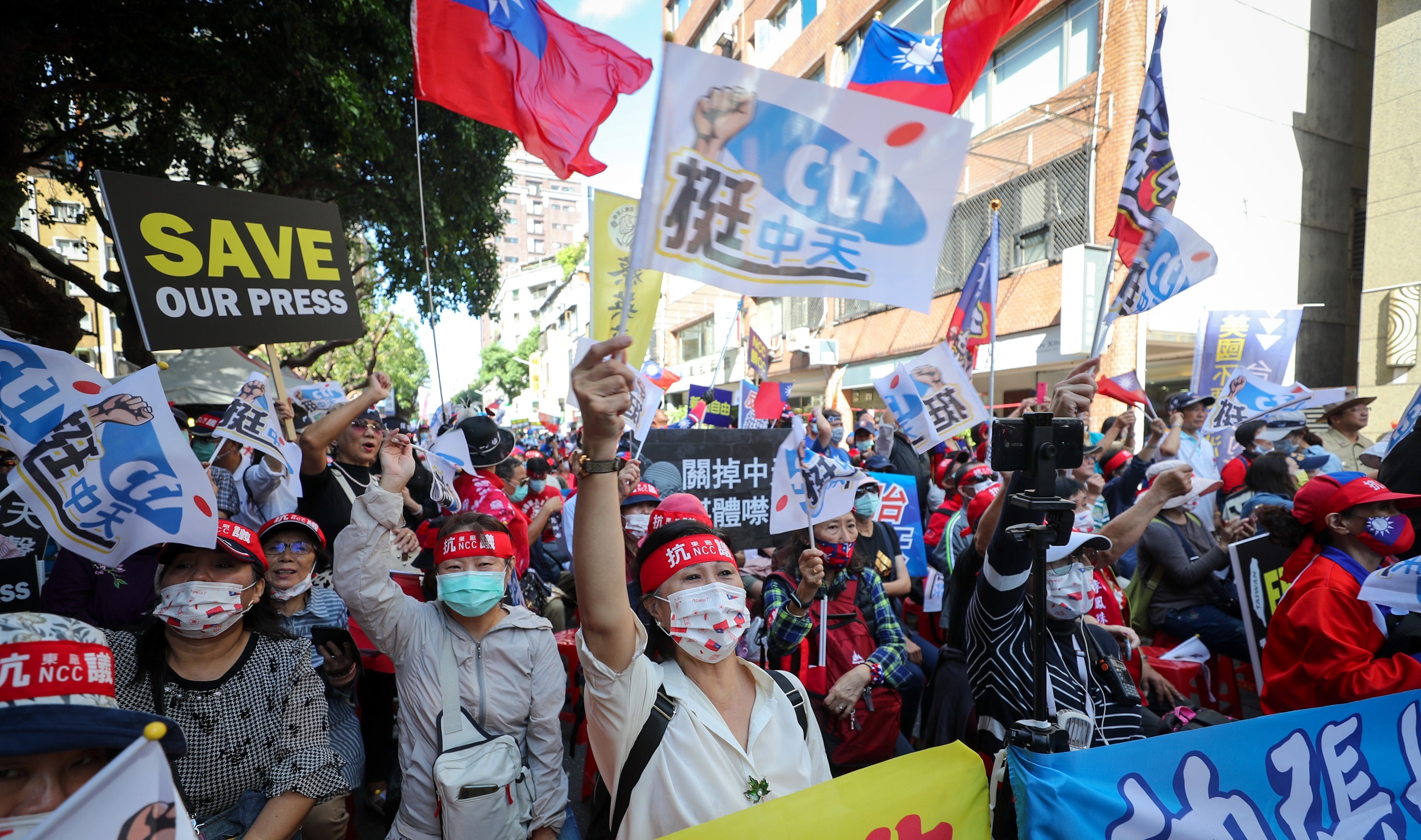 中天續牌失敗.新聞背景|近年屢陷爭議被指「造神」報道韓國瑜|香港01