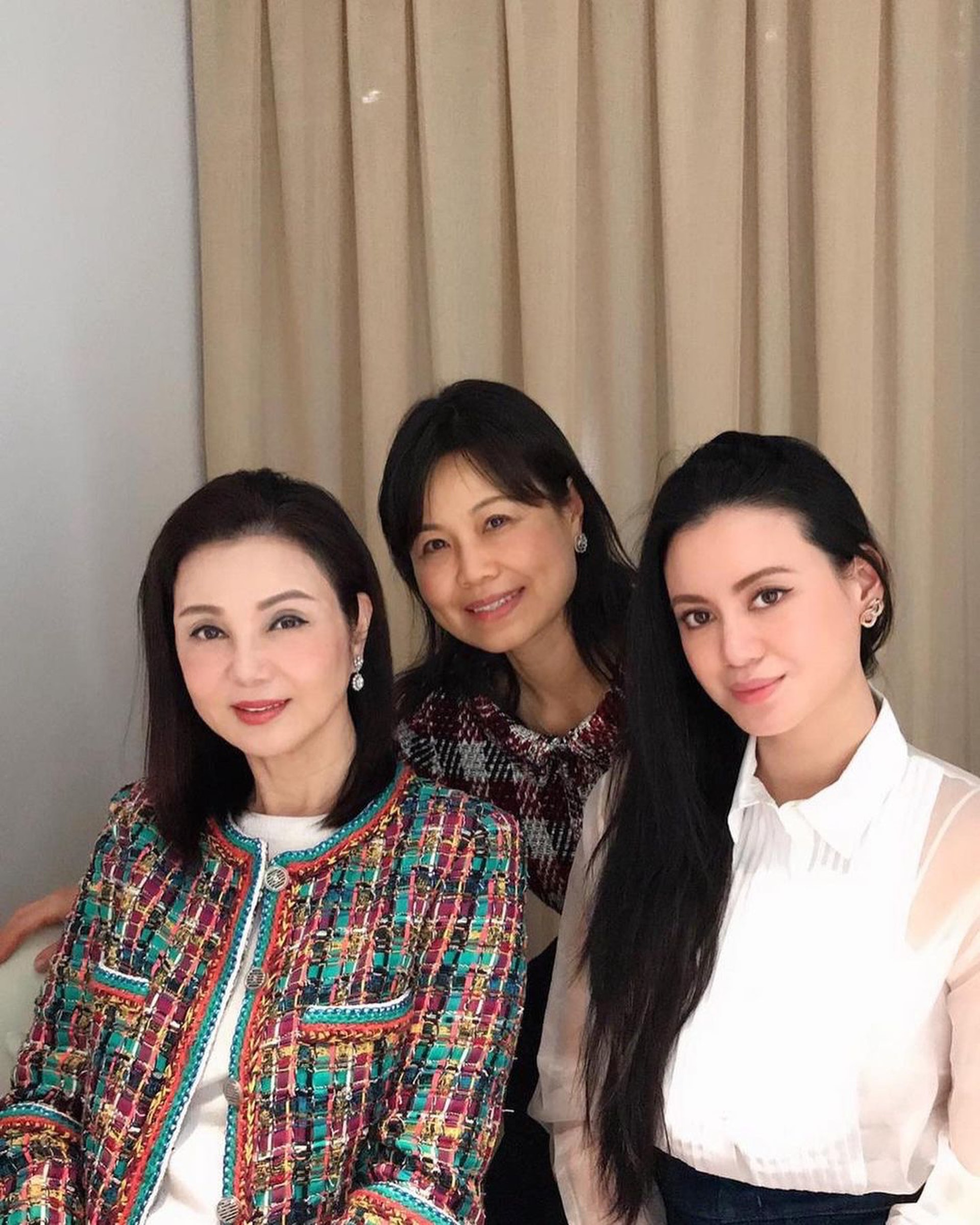 承認確診的麗新發展主席林建岳前妻謝玲玲。(IG:@hlingling) 承認確診的麗新發展主席林建岳前妻謝玲玲。(IG:@hlingling)