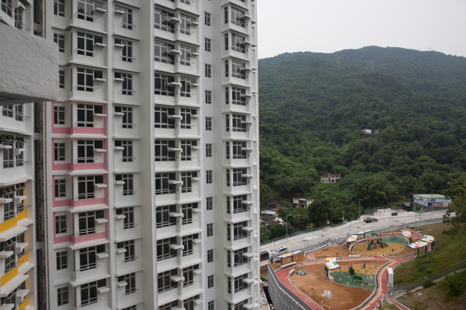 公屋住戶4月起獲房委會將差餉寬免額按月抵銷租金涉及逾23億元 公屋住戶4月起獲房委會將差餉寬免額按月抵銷租金涉及逾23億元