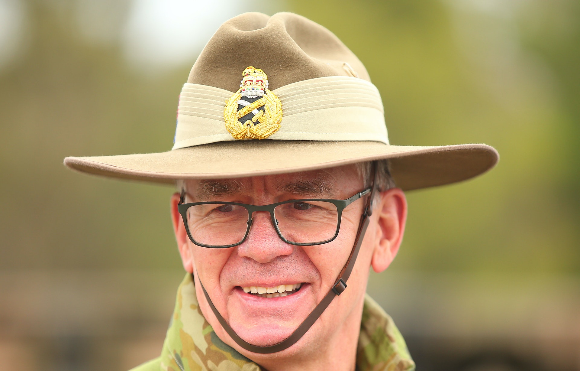 圖為2019年5月9日澳洲陸軍總司令伯爾在西摩的軍事區觀看軍事演習。(Getty) 圖為2019年5月9日澳洲陸軍總司令伯爾在西摩的軍事區觀看軍事演習。(Getty)