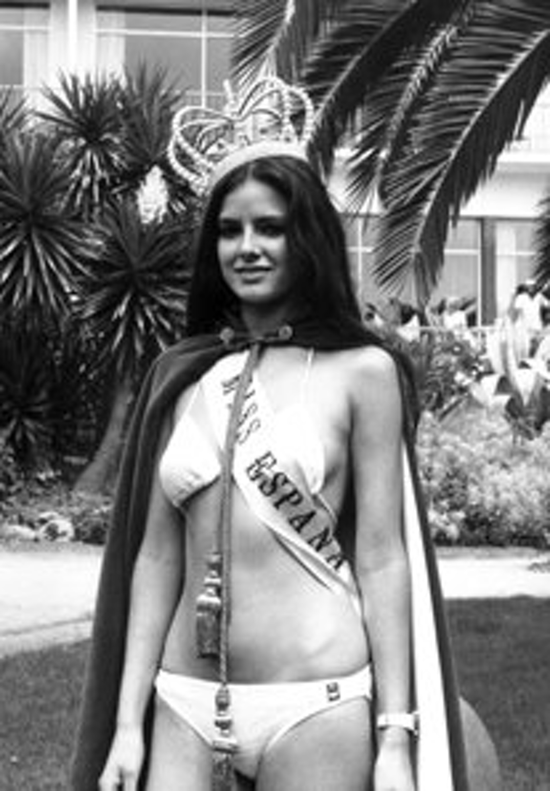羅拉芳娜是西班牙選美冠軍,曾代表國家出戰世界小姐。(IG圖片) 羅拉芳娜是西班牙選美冠軍,曾代表國家出戰世界小姐。(IG圖片)